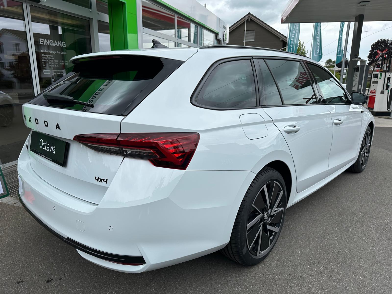 SKODA Octavia Combi 2.0 TSI DSG Sport Line 4x4-image-4