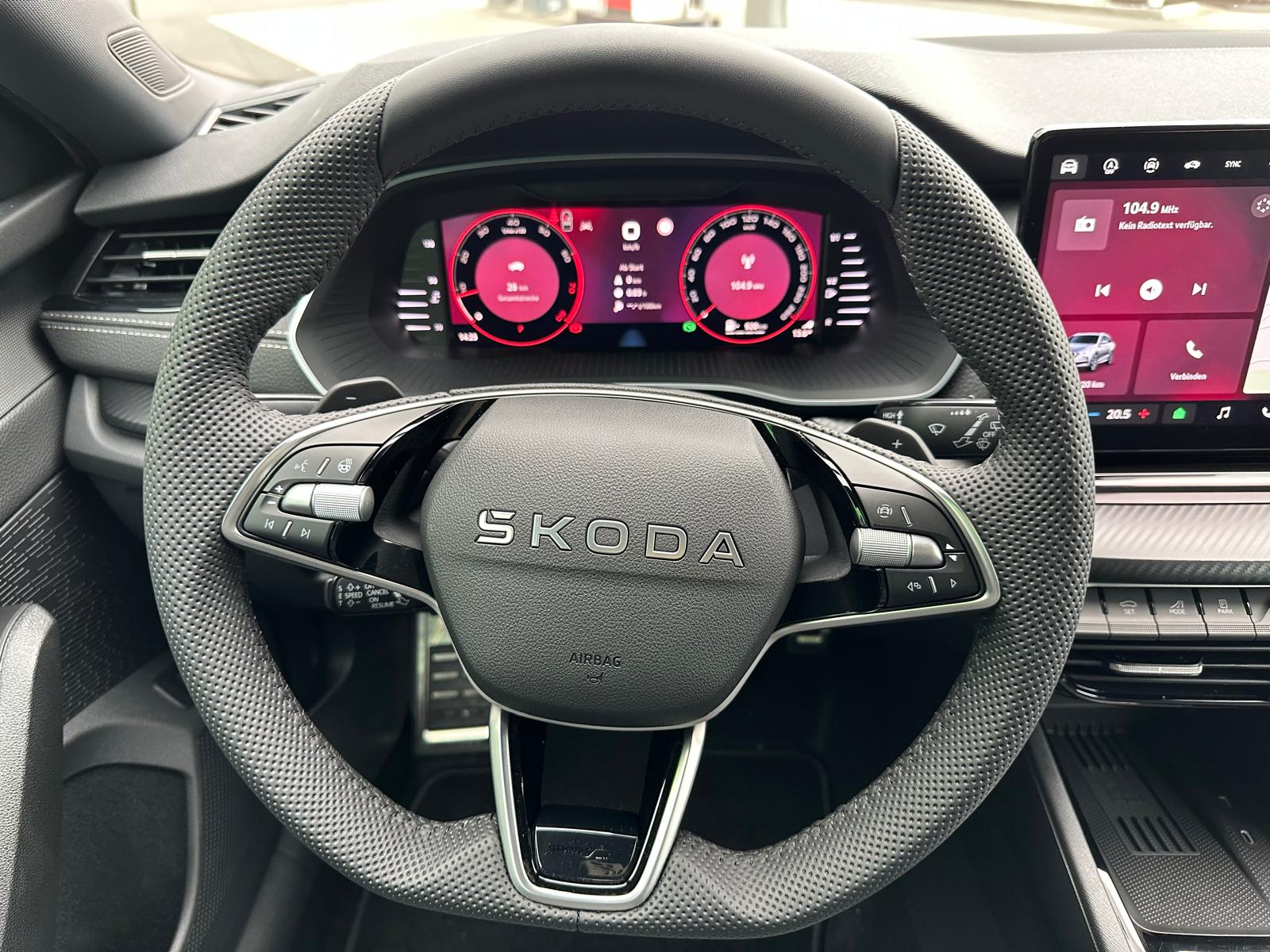 SKODA Octavia Combi 2.0 TSI DSG Sport Line 4x4-image-13
