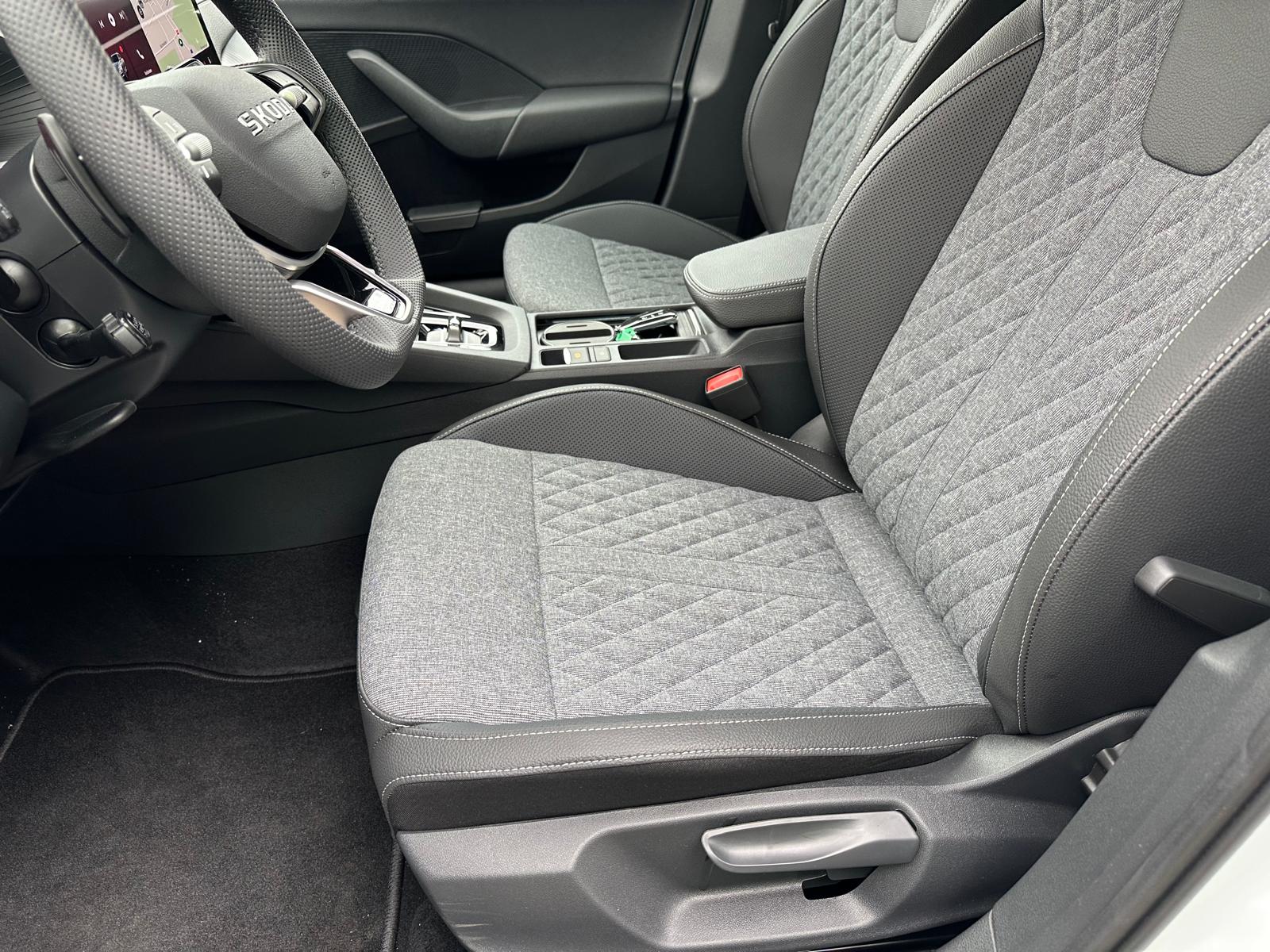 SKODA Octavia Combi 2.0 TSI DSG Sport Line 4x4-image-11