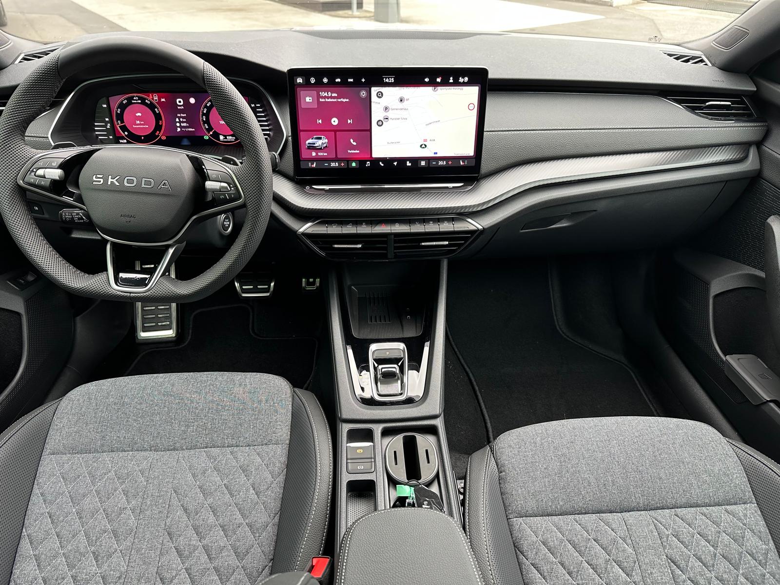 SKODA Octavia Combi 2.0 TSI DSG Sport Line 4x4-image-12