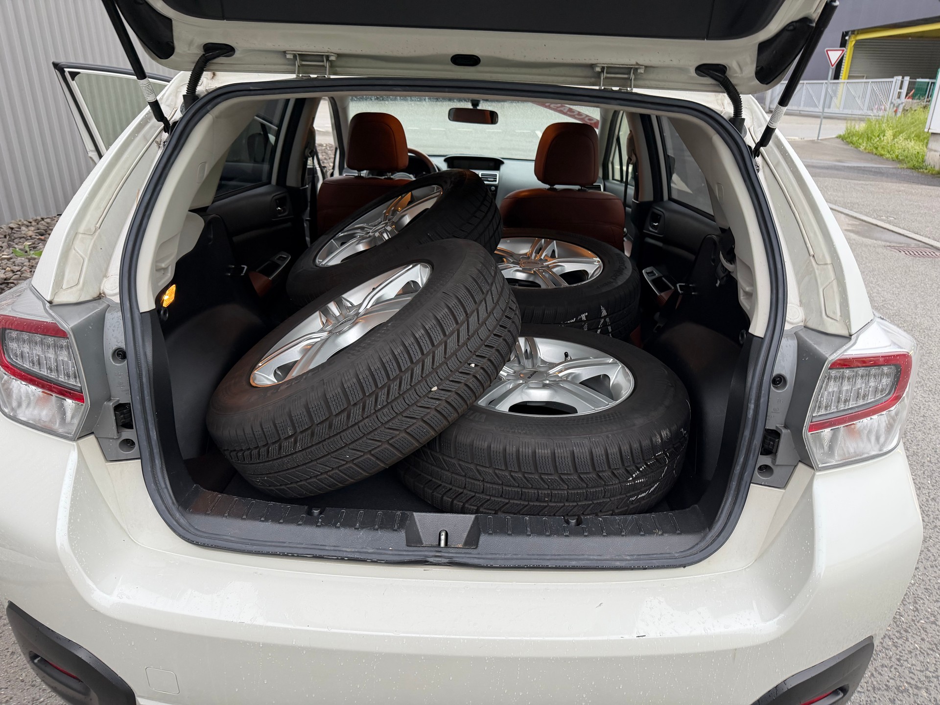 SUBARU XV 2.0 Swiss ÉDITION TABACO-image-26