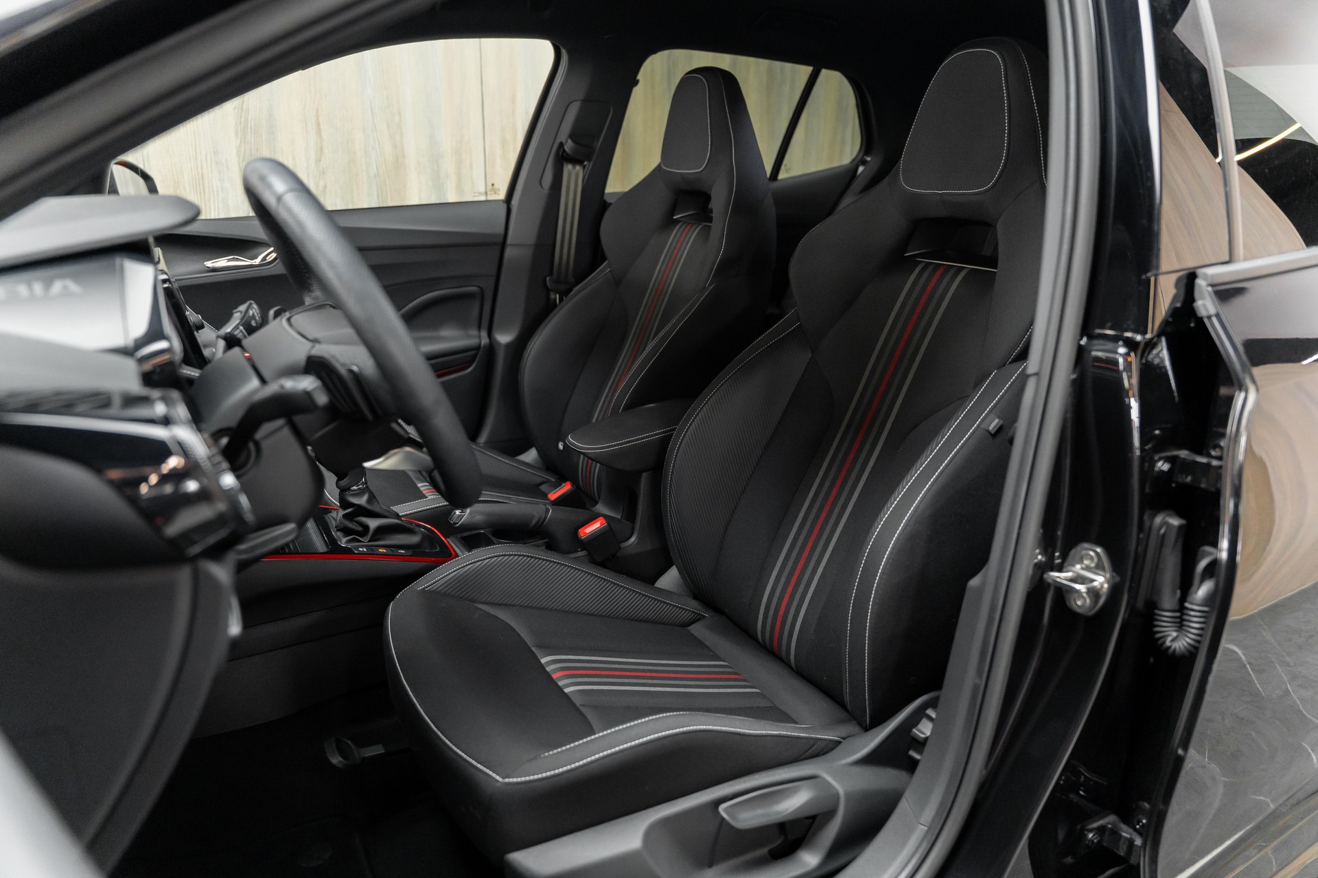 SKODA Fabia 1.5 TSI Monte Carlo DSG-image-5