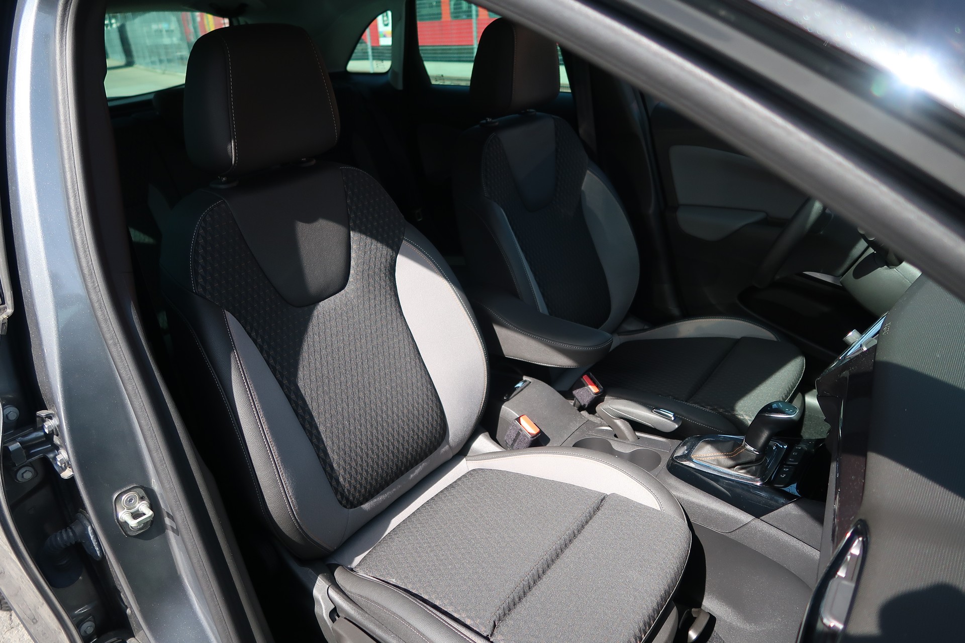 OPEL Crossland X 1.2i Ultimate Automatik-image-11