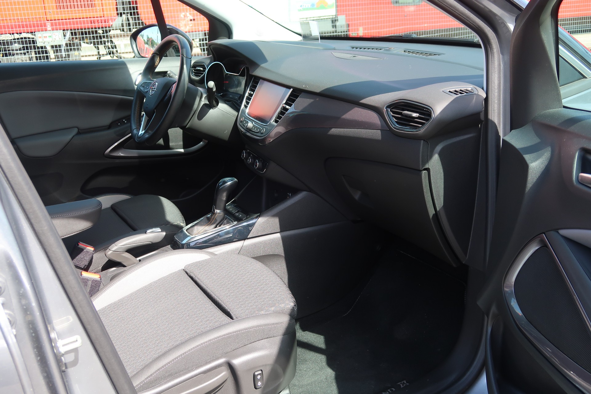 OPEL Crossland X 1.2i Ultimate Automatik-image-10