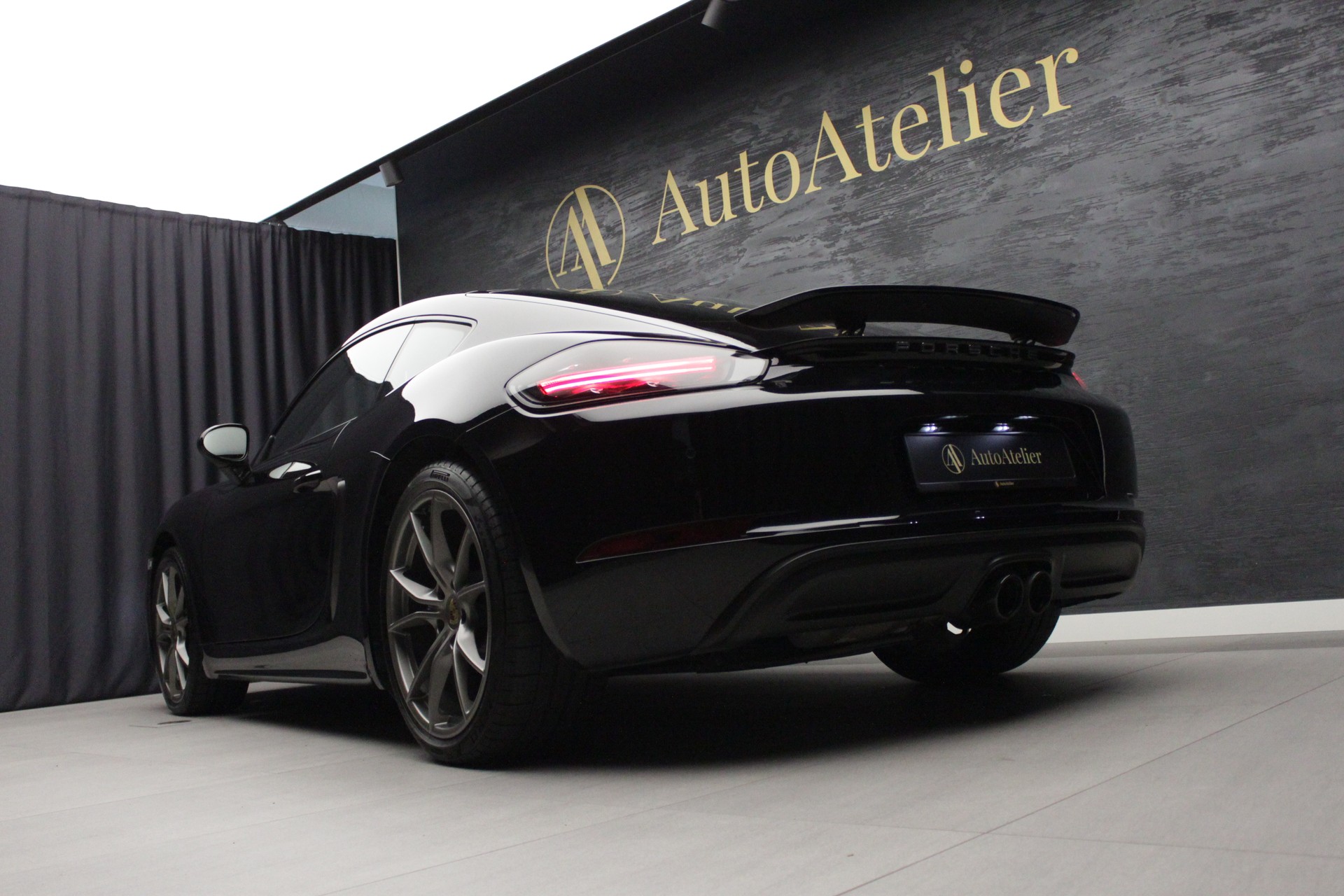 PORSCHE 718 Cayman 2.0 PDK-image-9