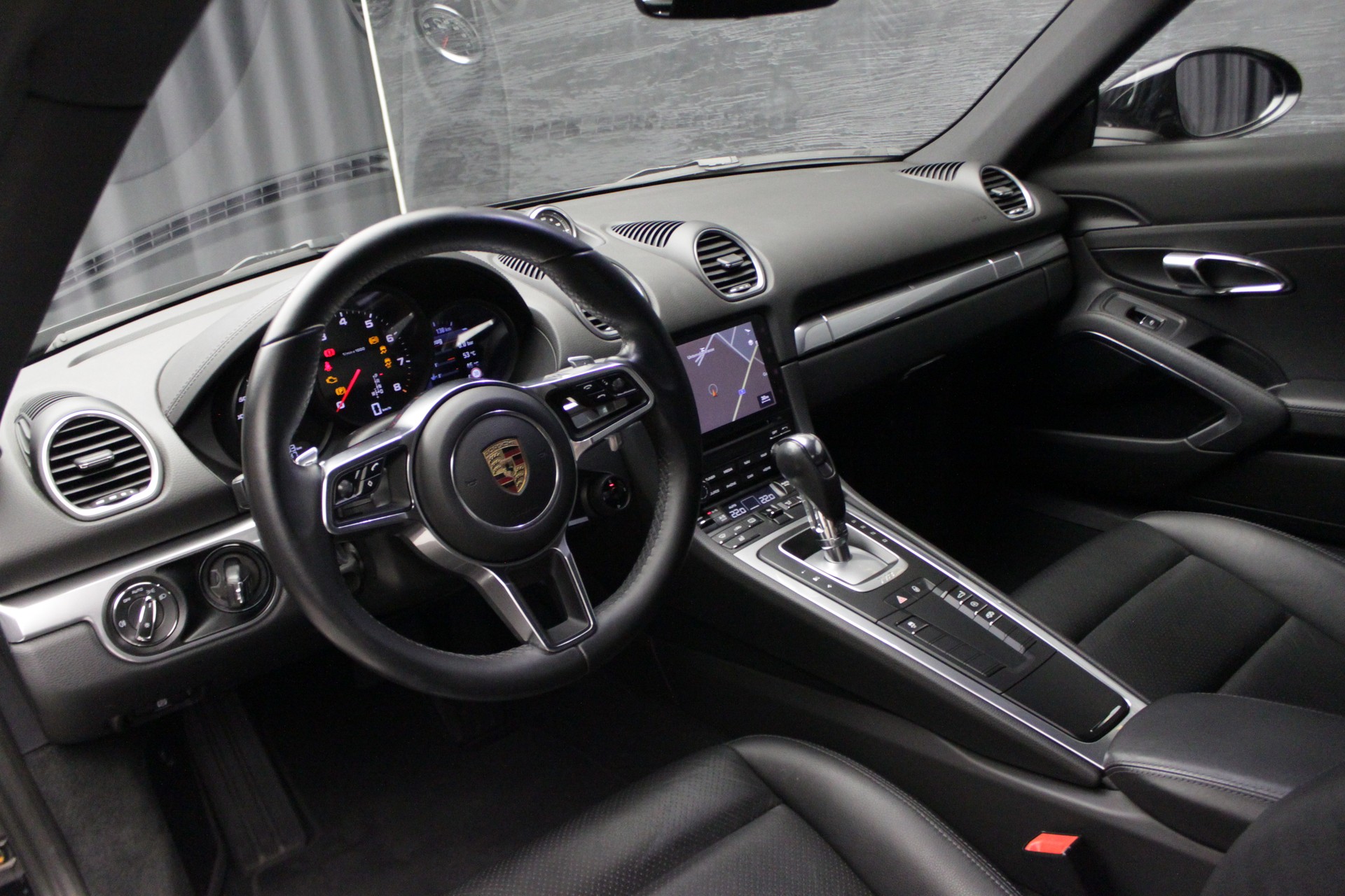 PORSCHE 718 Cayman 2.0 PDK-image-19