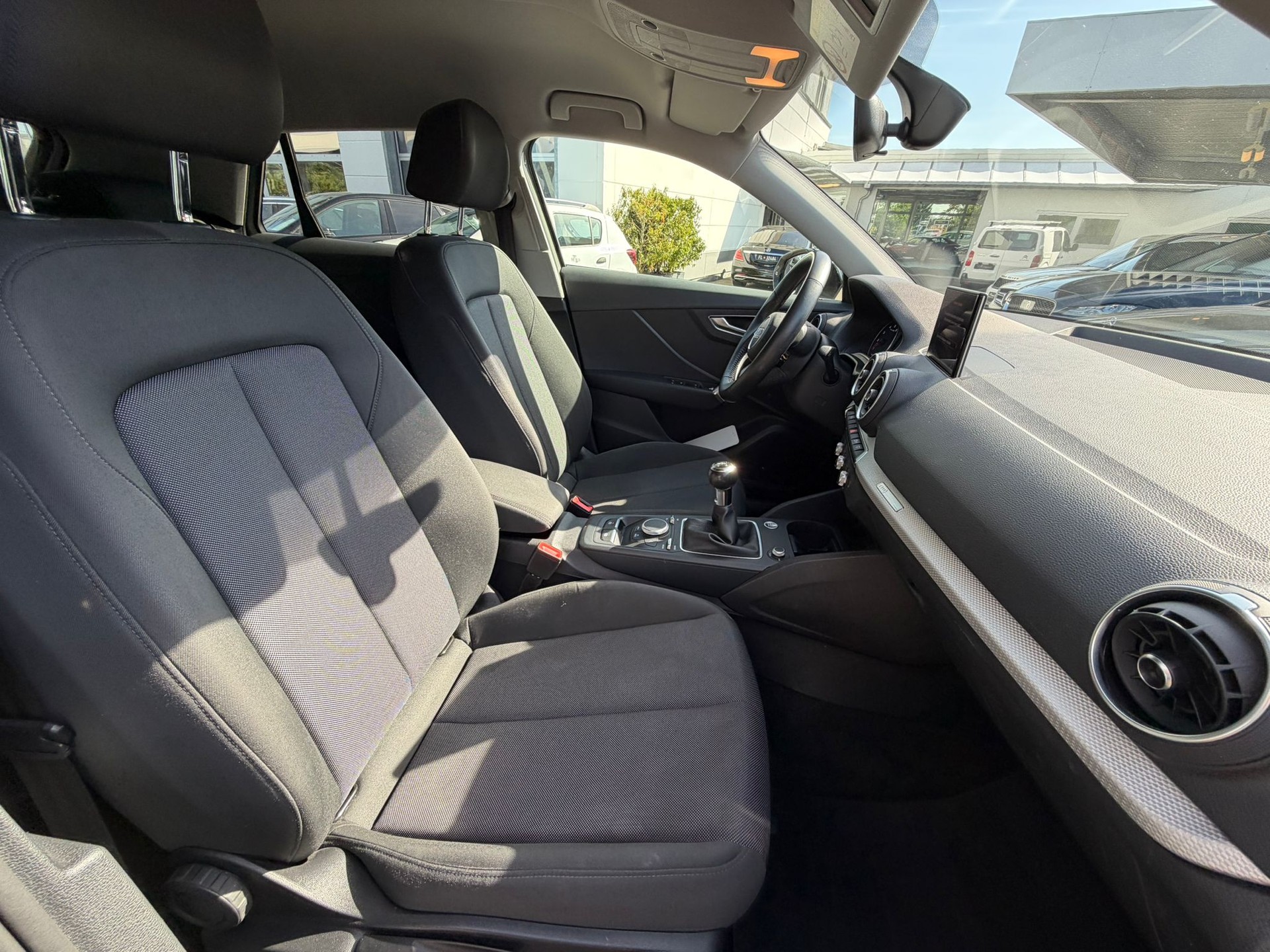 AUDI Q2 1.0 TFSI-image-11