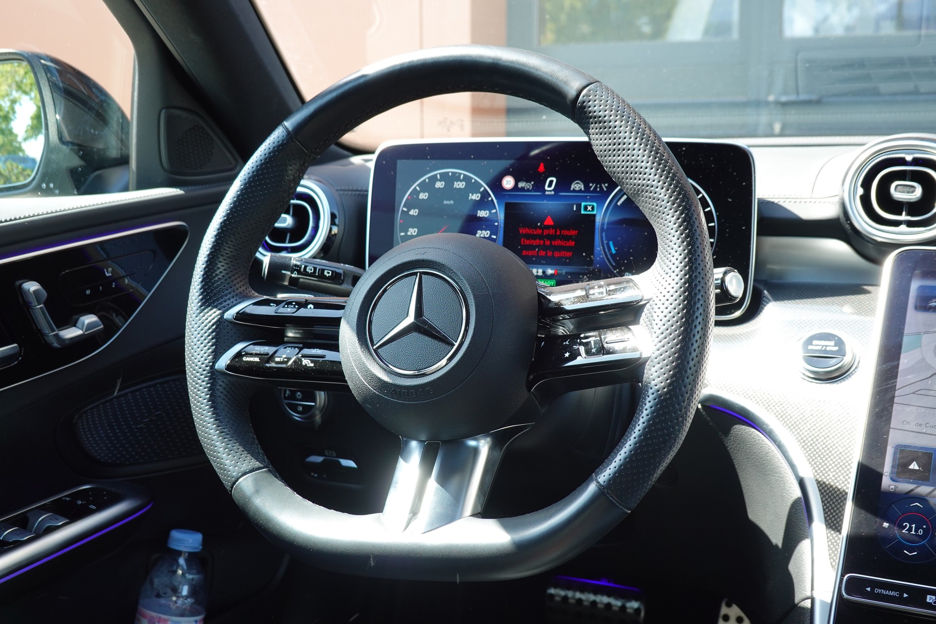 MERCEDES-BENZ C 300e AMG Line - "Pack AMG Int & Exté * Pack Nuit * Pack Mémoire * CH Auto"-image-11