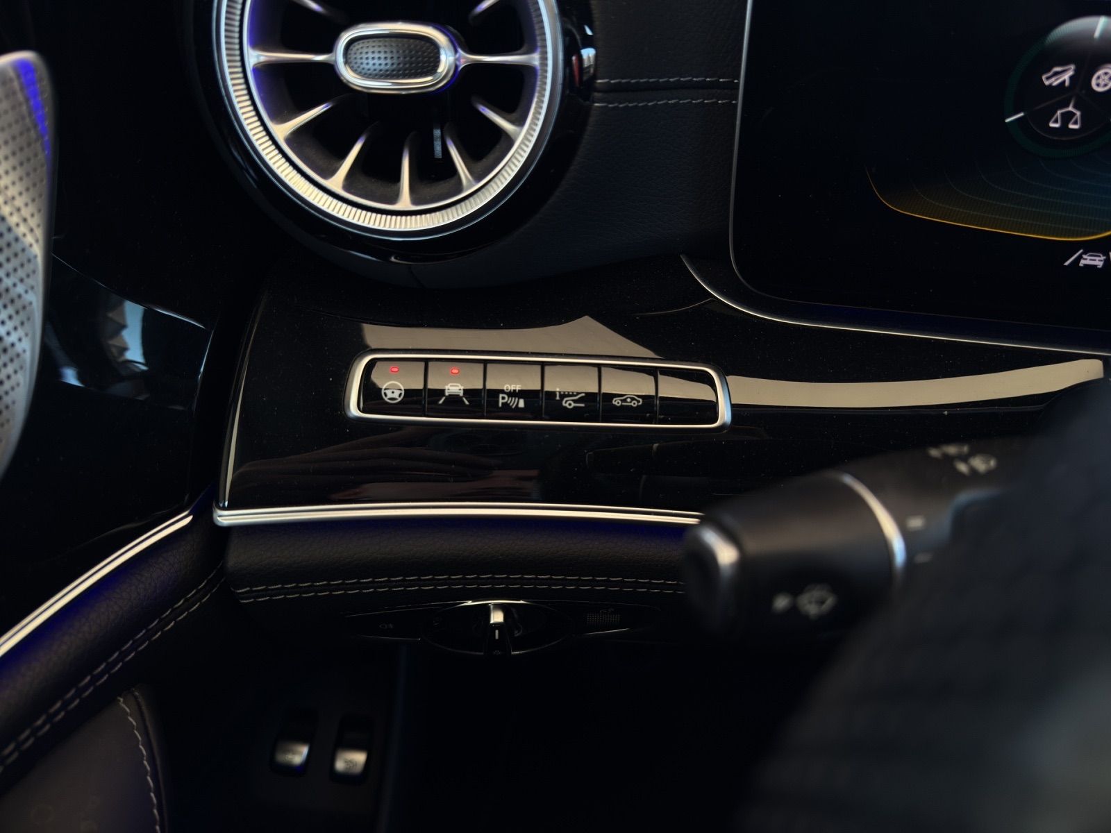 MERCEDES-BENZ AMG GT 4 53 4Matic+ Speedshift TCT-image-17