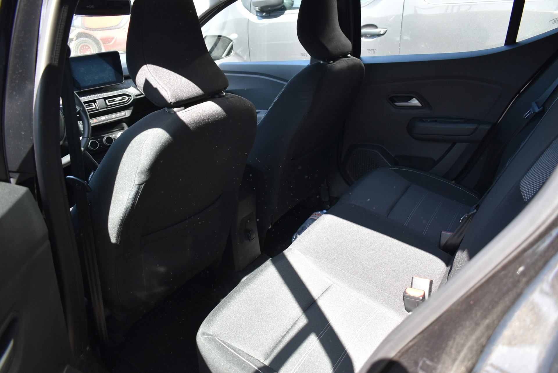 DACIA Sandero TCe 90 Journey CVT-image-4