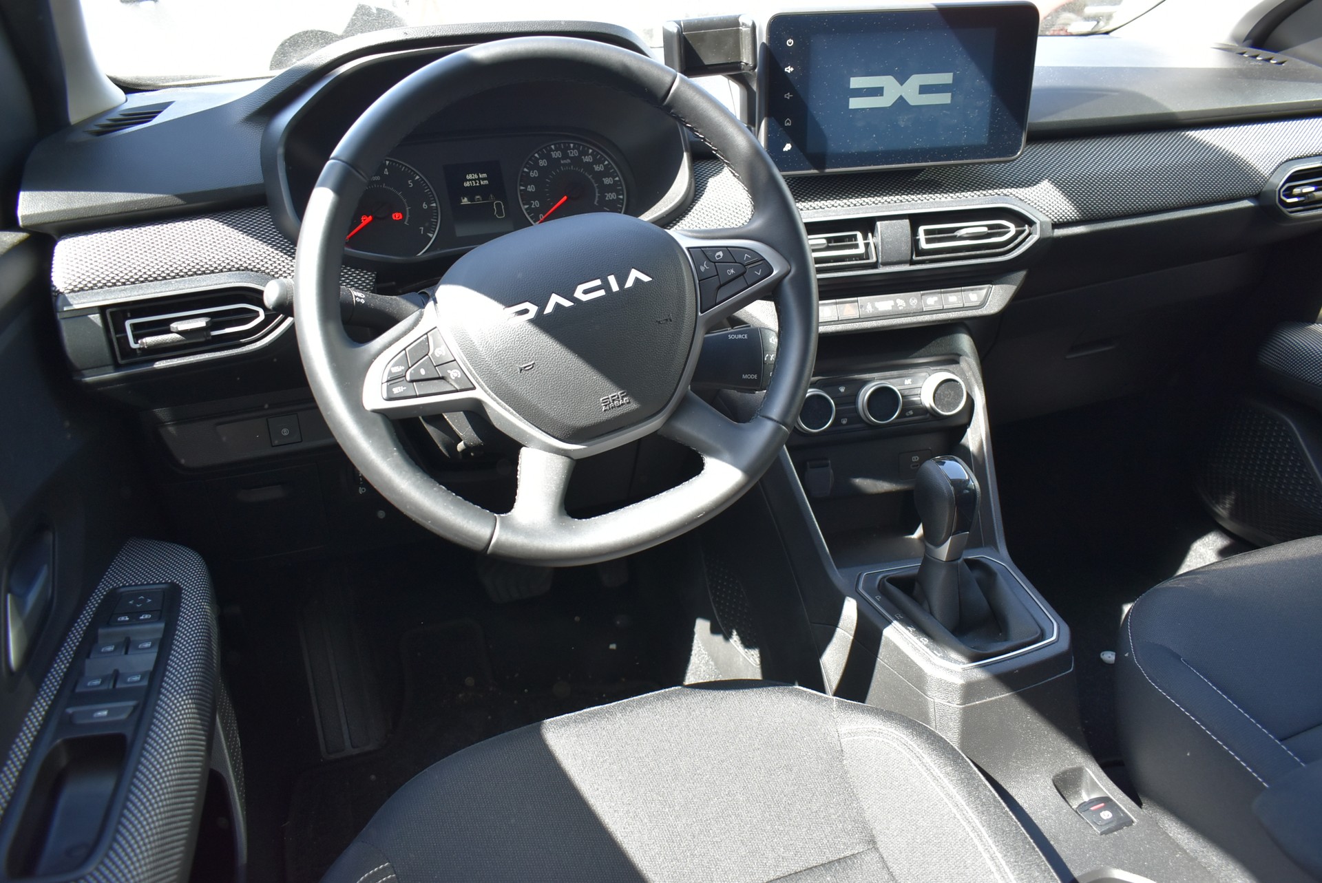 DACIA Sandero TCe 90 Journey CVT-image-5