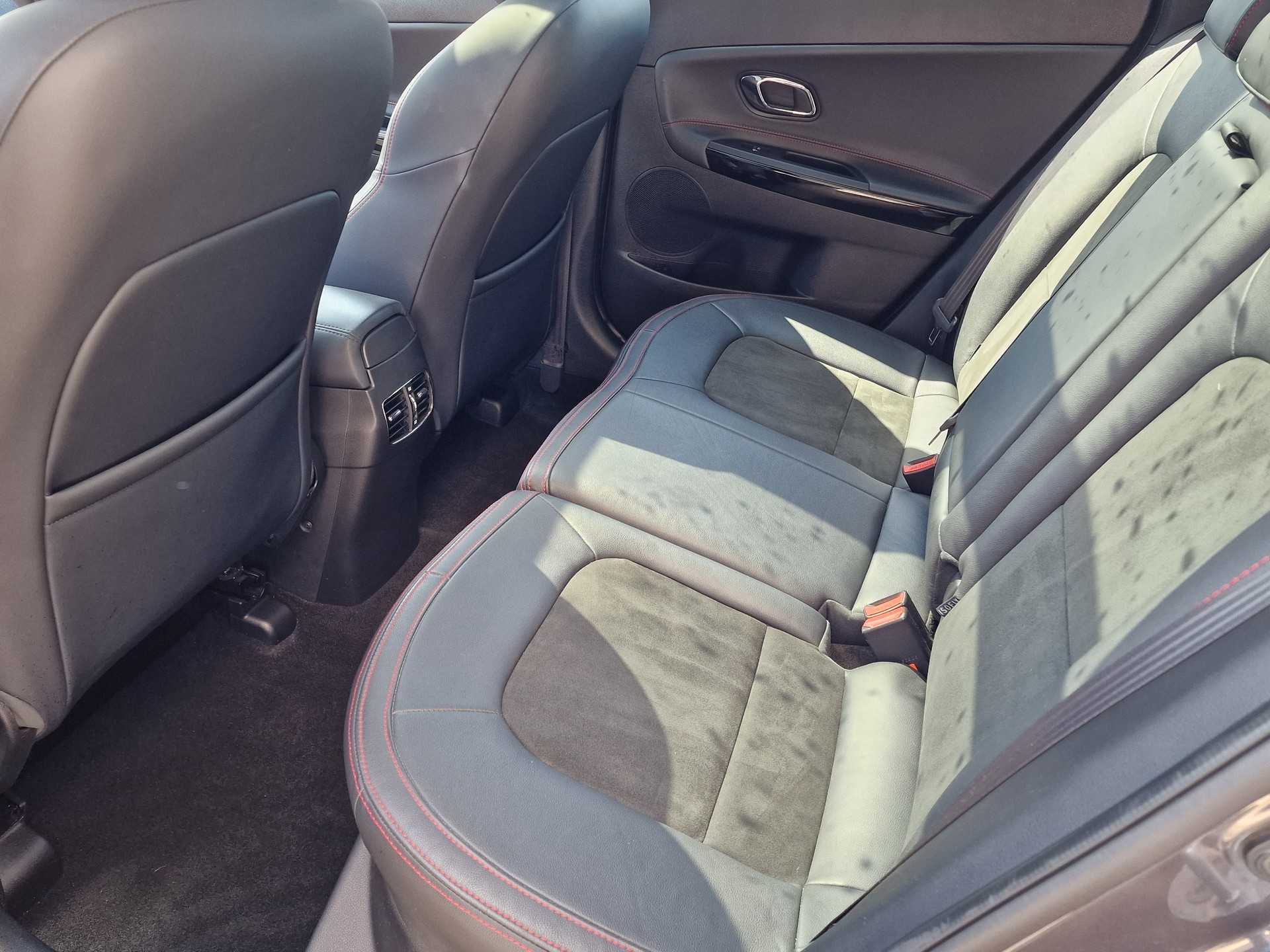 KIA Cee'd 1.6 GDi GT-image-5