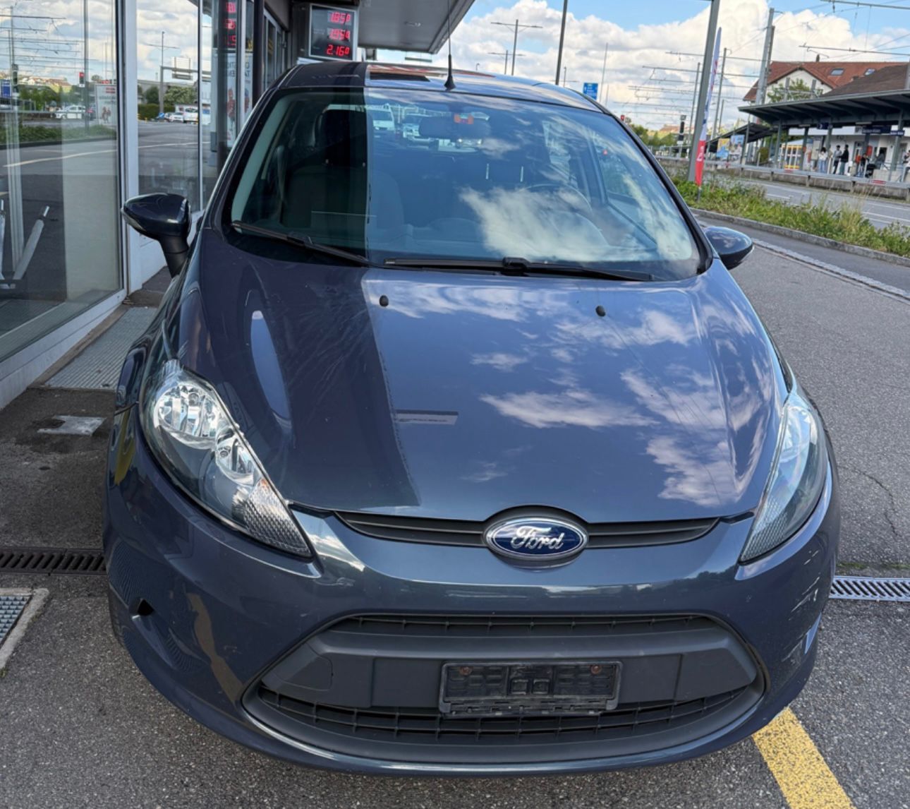 FORD Fiesta 1.25 16V Ambiente-image-1