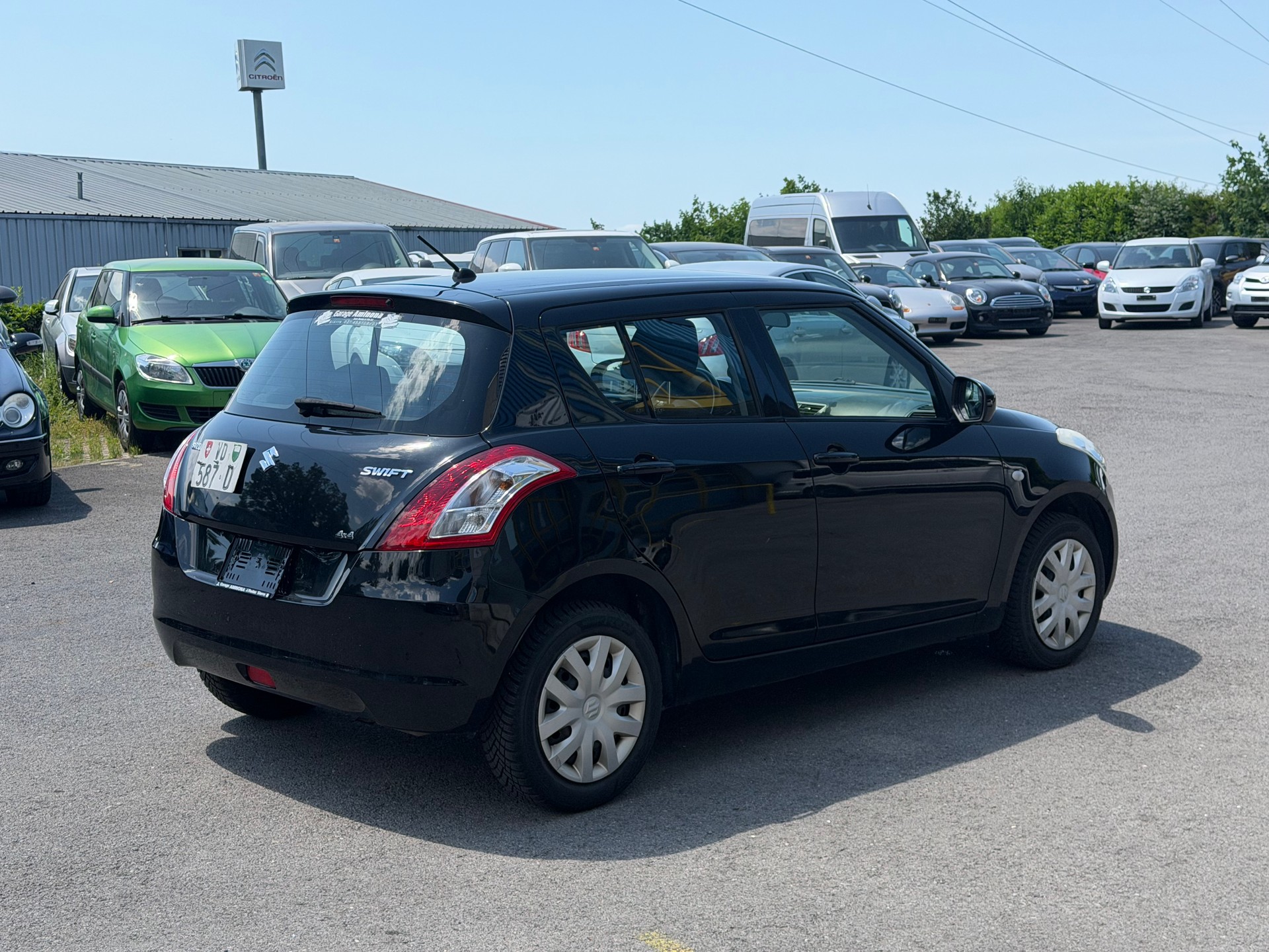 SUZUKI Swift 1.2i 16V GL Top 4x4-image-4
