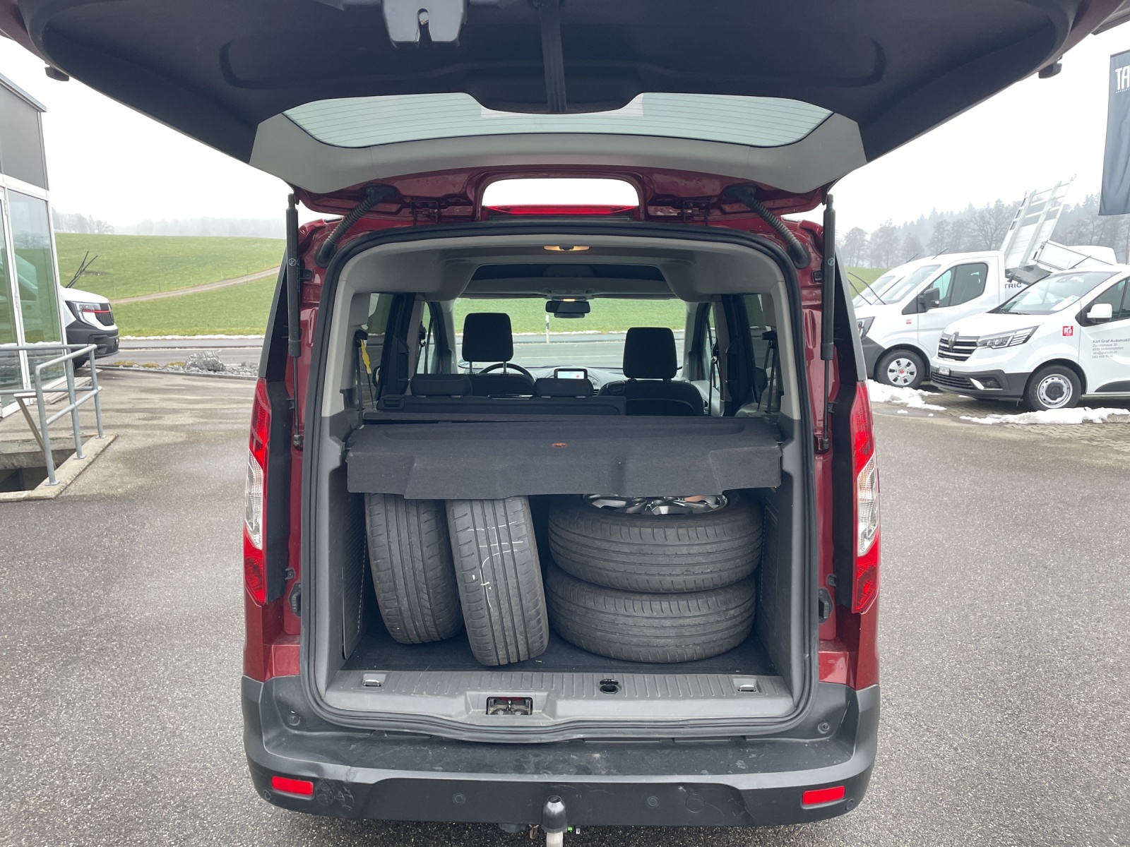 FORD TOURNEO Connect 1.5 EcoBlue 120 Trend-image-9