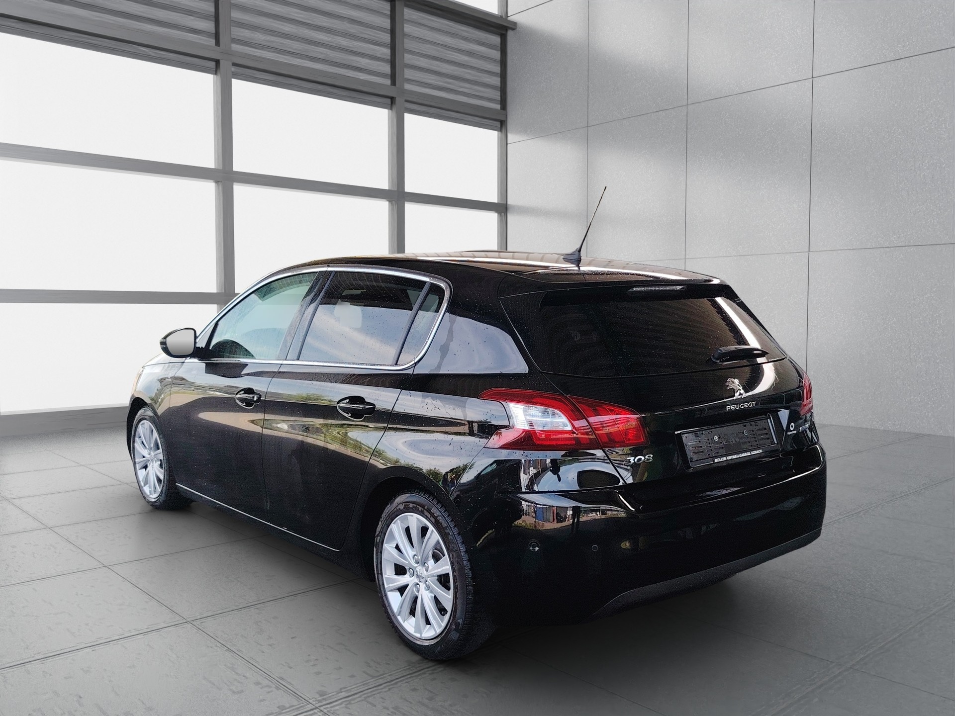 PEUGEOT 308 1.2 THP Active Automatic-image-5