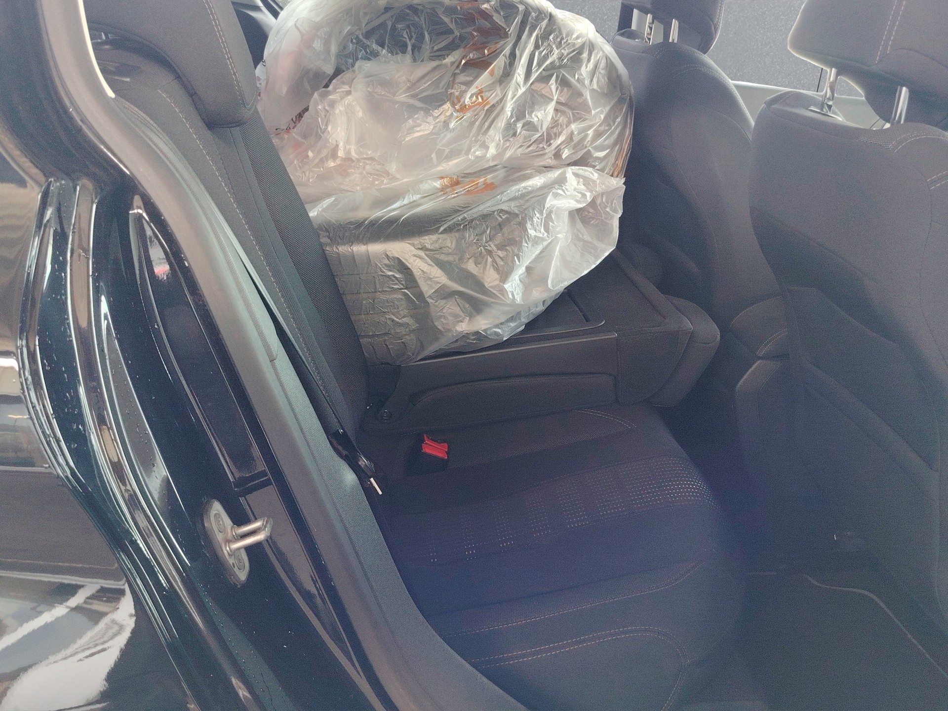 PEUGEOT 308 1.2 THP Active Automatic-image-9
