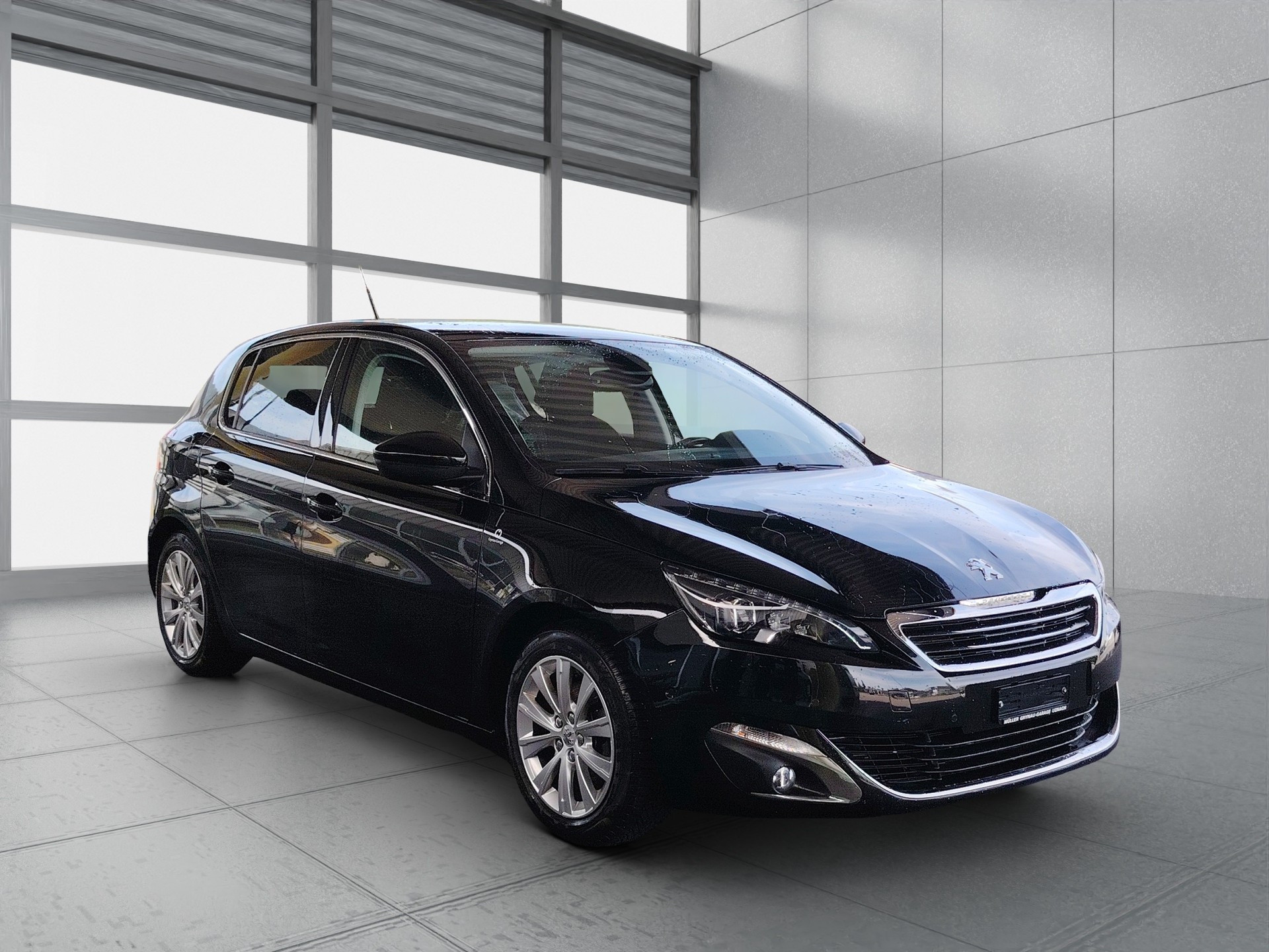 PEUGEOT 308 1.2 THP Active Automatic-image-2