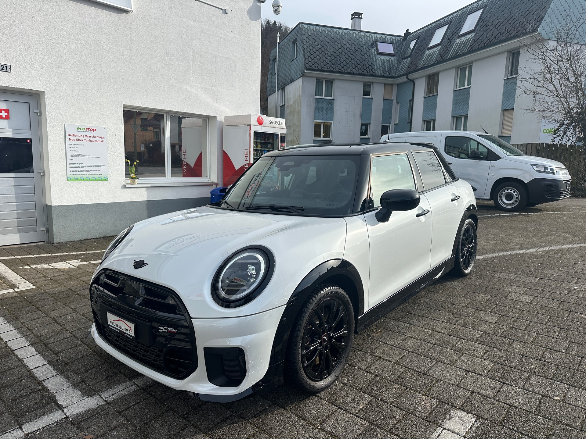 MINI Cooper S DKG-image-17