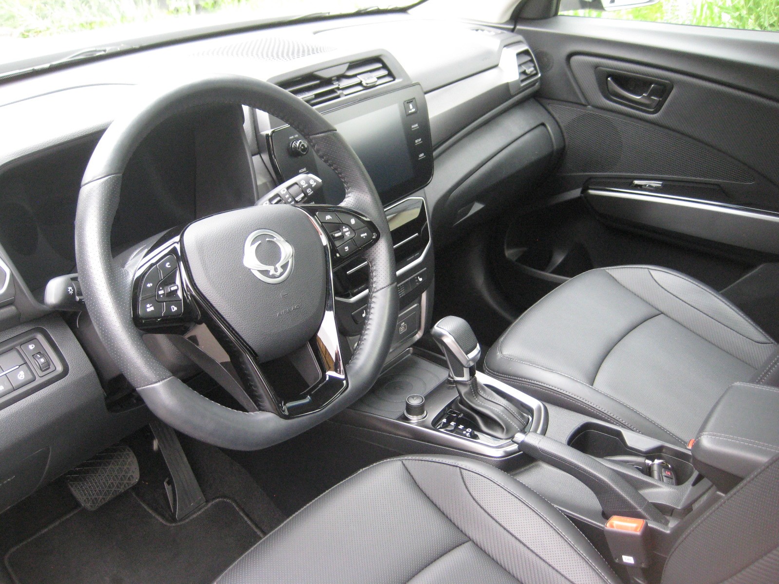 KGM-SsangYong Tivoli 1.5 T GDI Titanium 4WD Automat-image-5