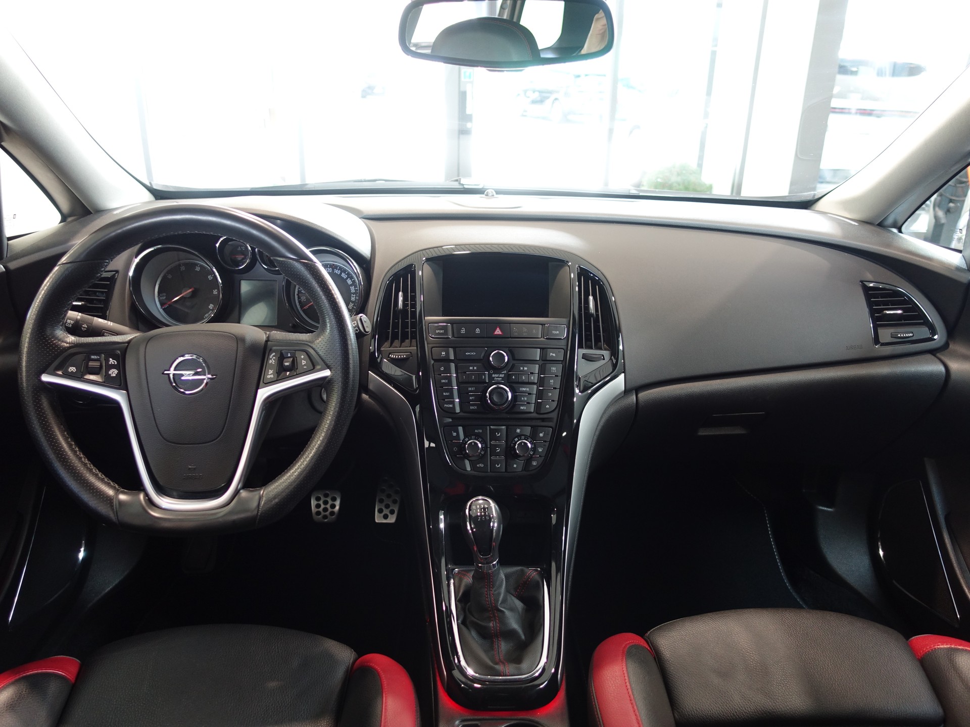 OPEL Astra 2.0 CDTi BiTurbo-image-23