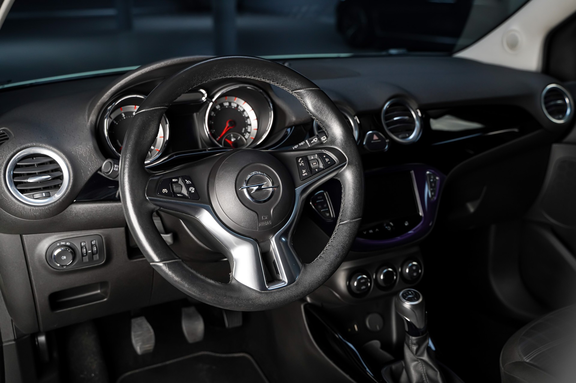 OPEL Adam 1.4 ecoFLEX White Link-image-9