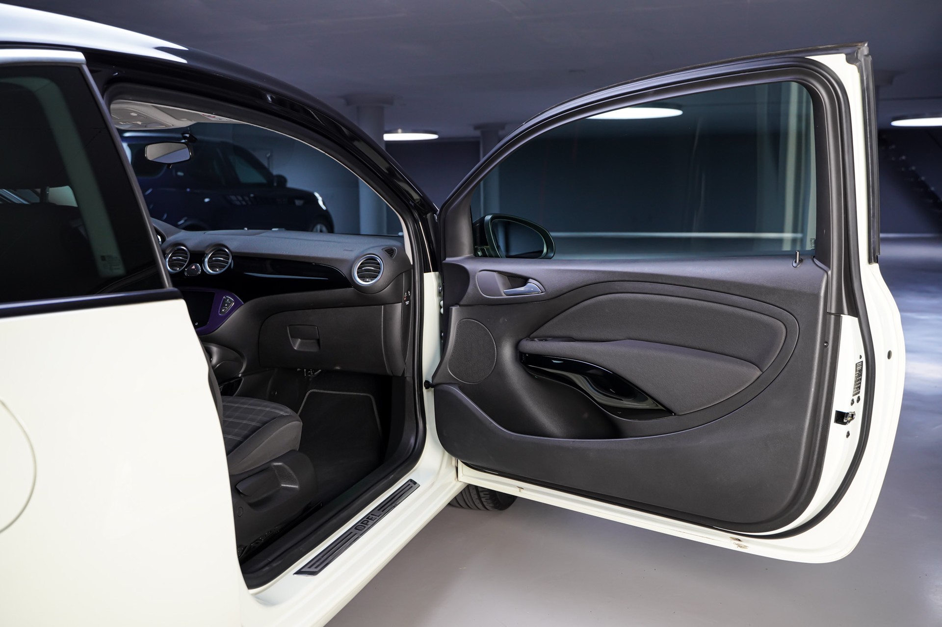 OPEL Adam 1.4 ecoFLEX White Link-image-13