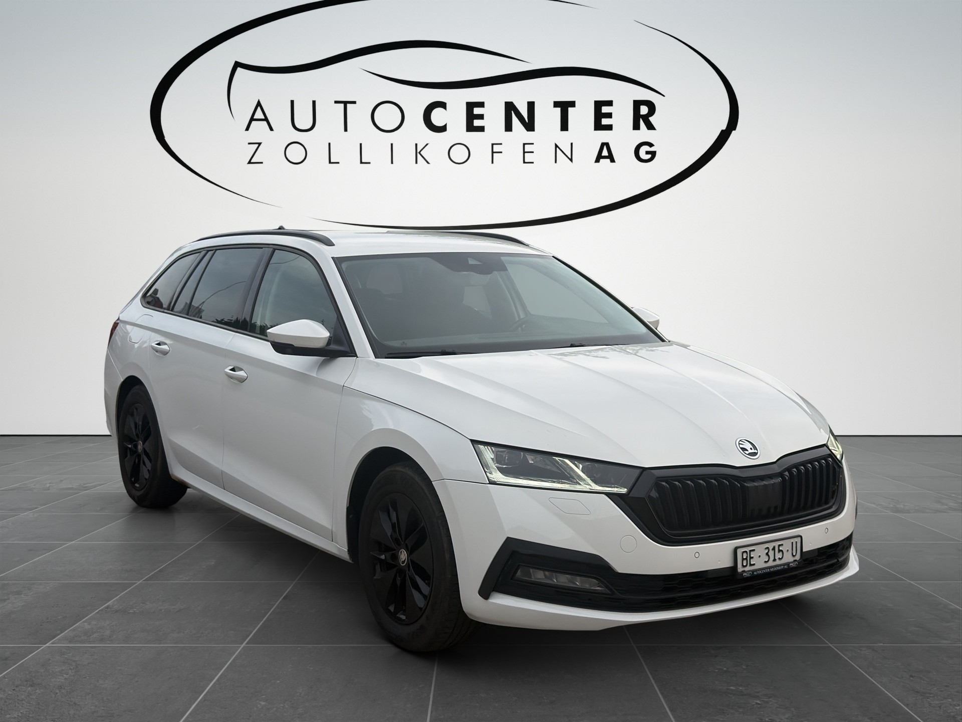 SKODA Octavia Combi 2.0 TDI DSG Ambition 4x4-showroom-element-1