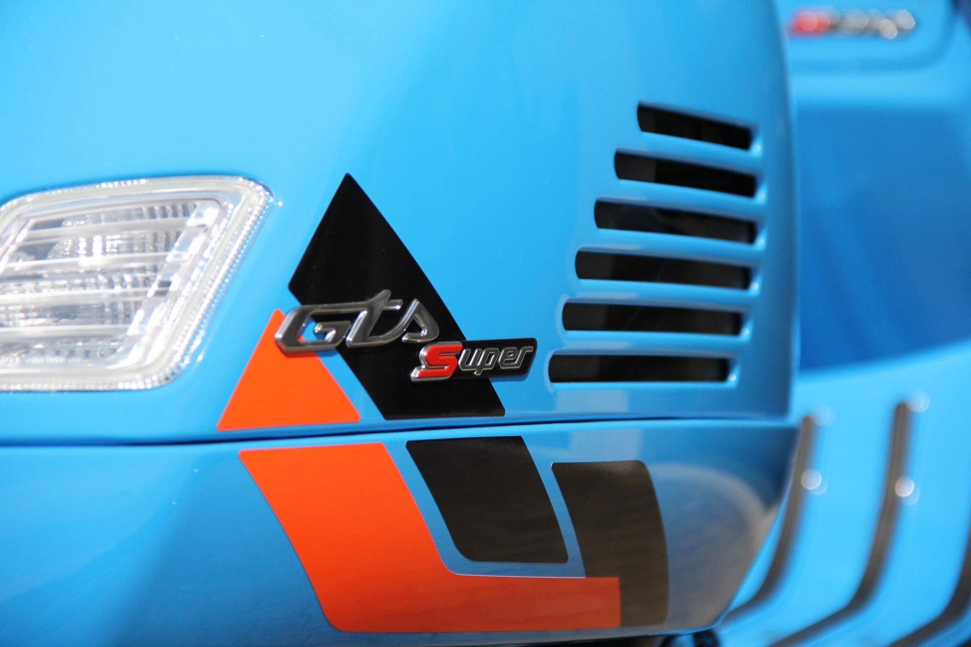 PIAGGIO Vespa GTS 310 Super Sport RST E5+-image-10