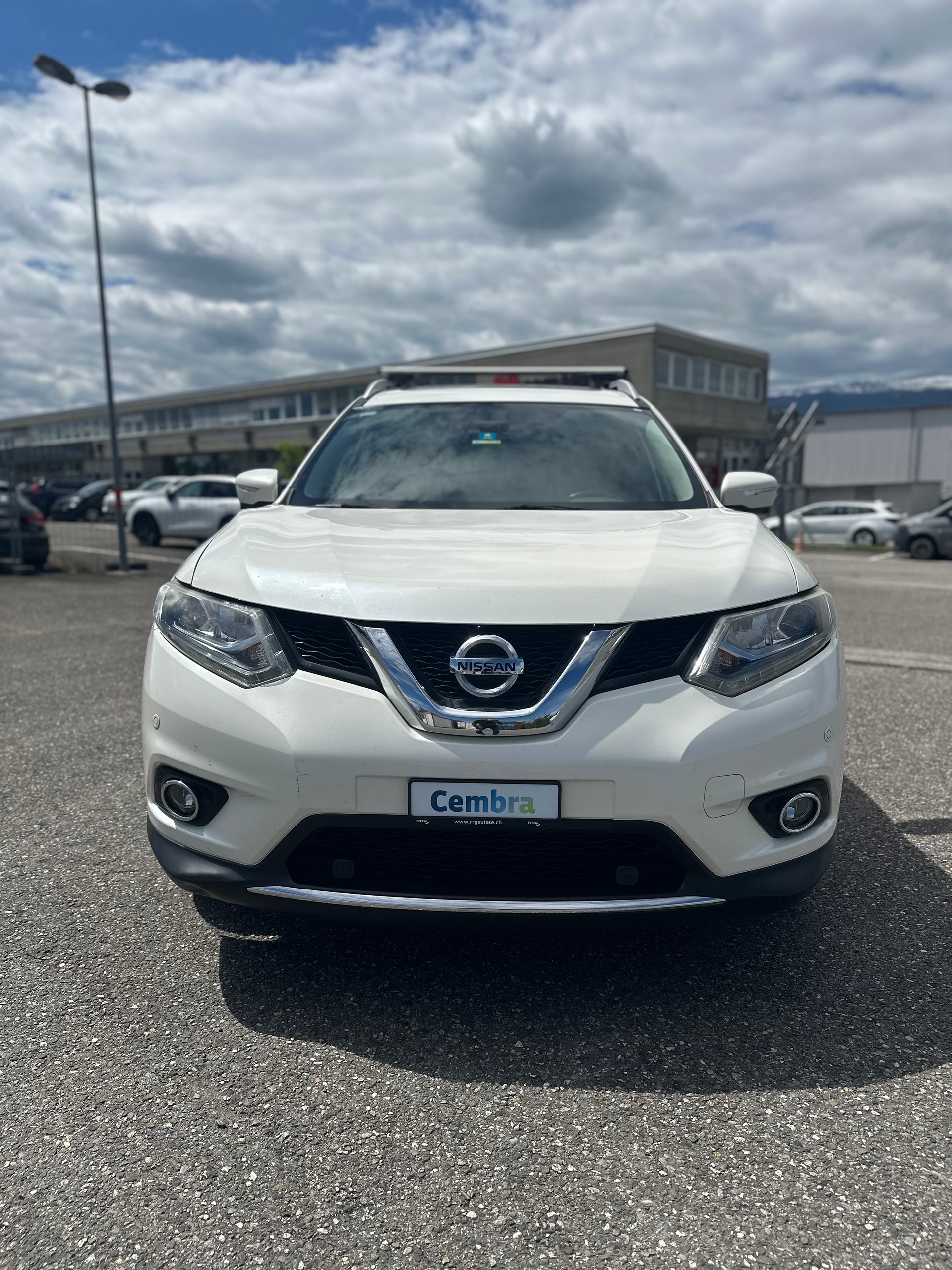NISSAN X-TRAIL-image-2