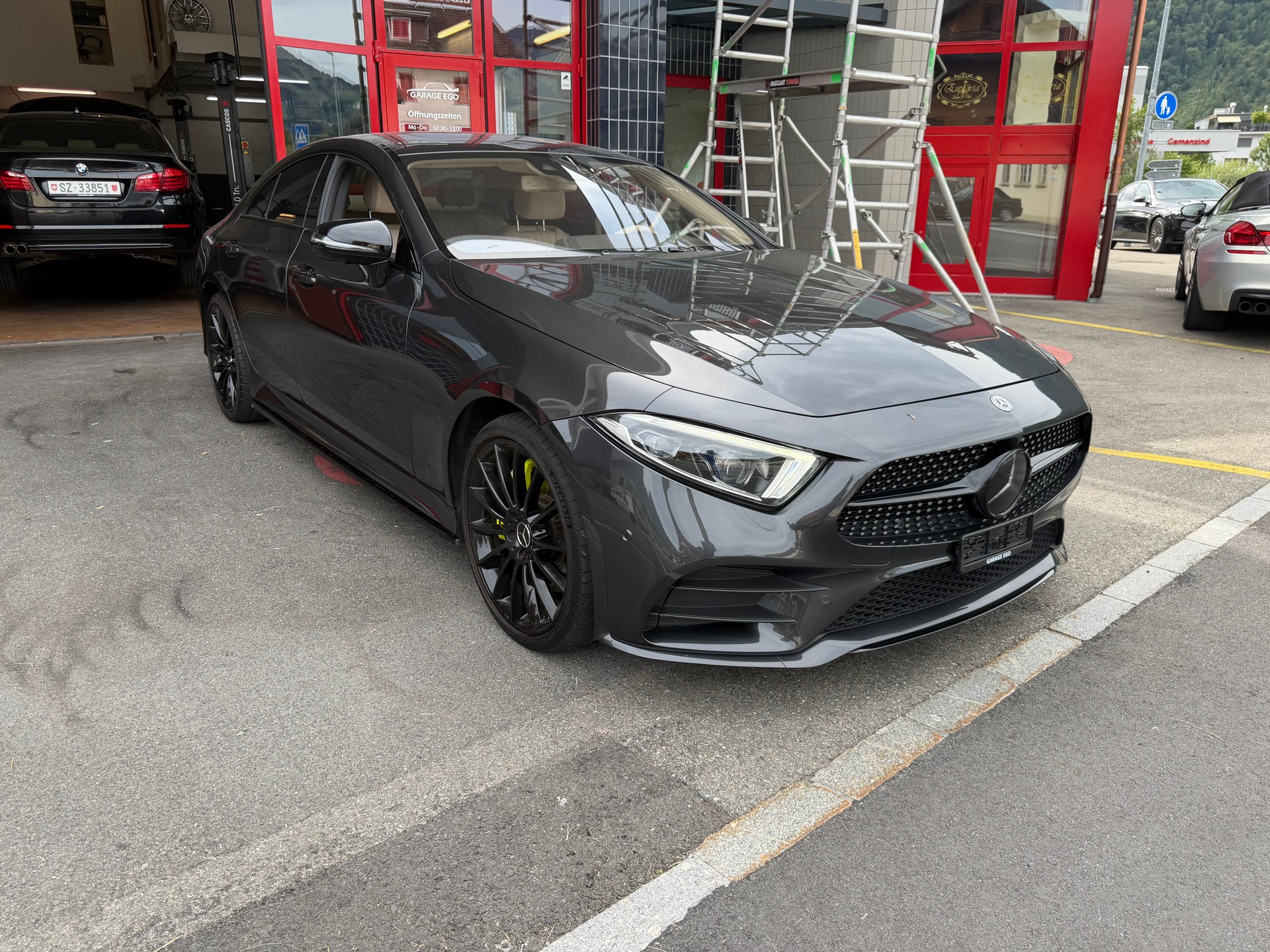 MERCEDES-BENZ CLS 450 AMG Line 4matic-image-1