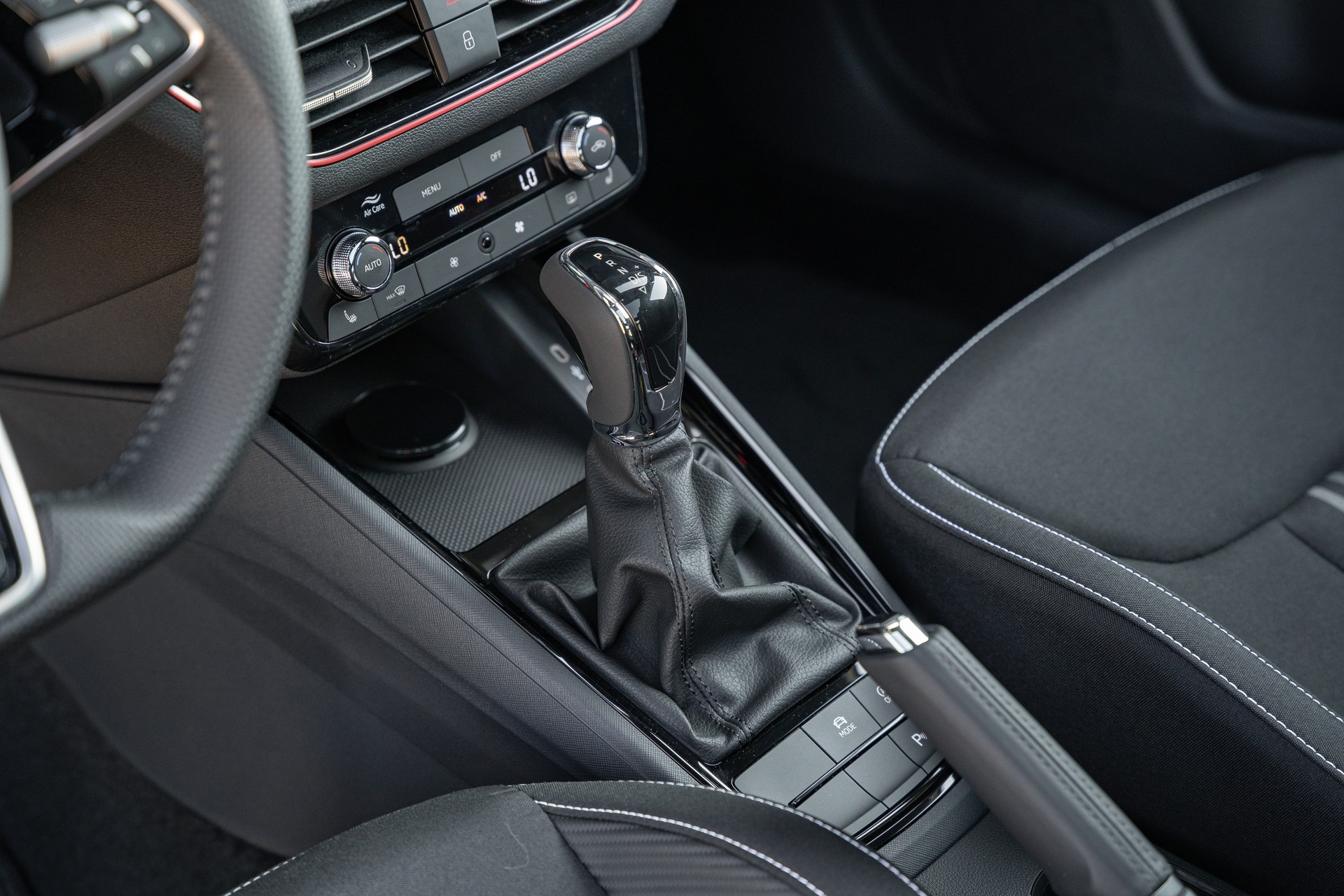 SKODA Scala 1.5 TSI Monte Carlo DSG-image-19