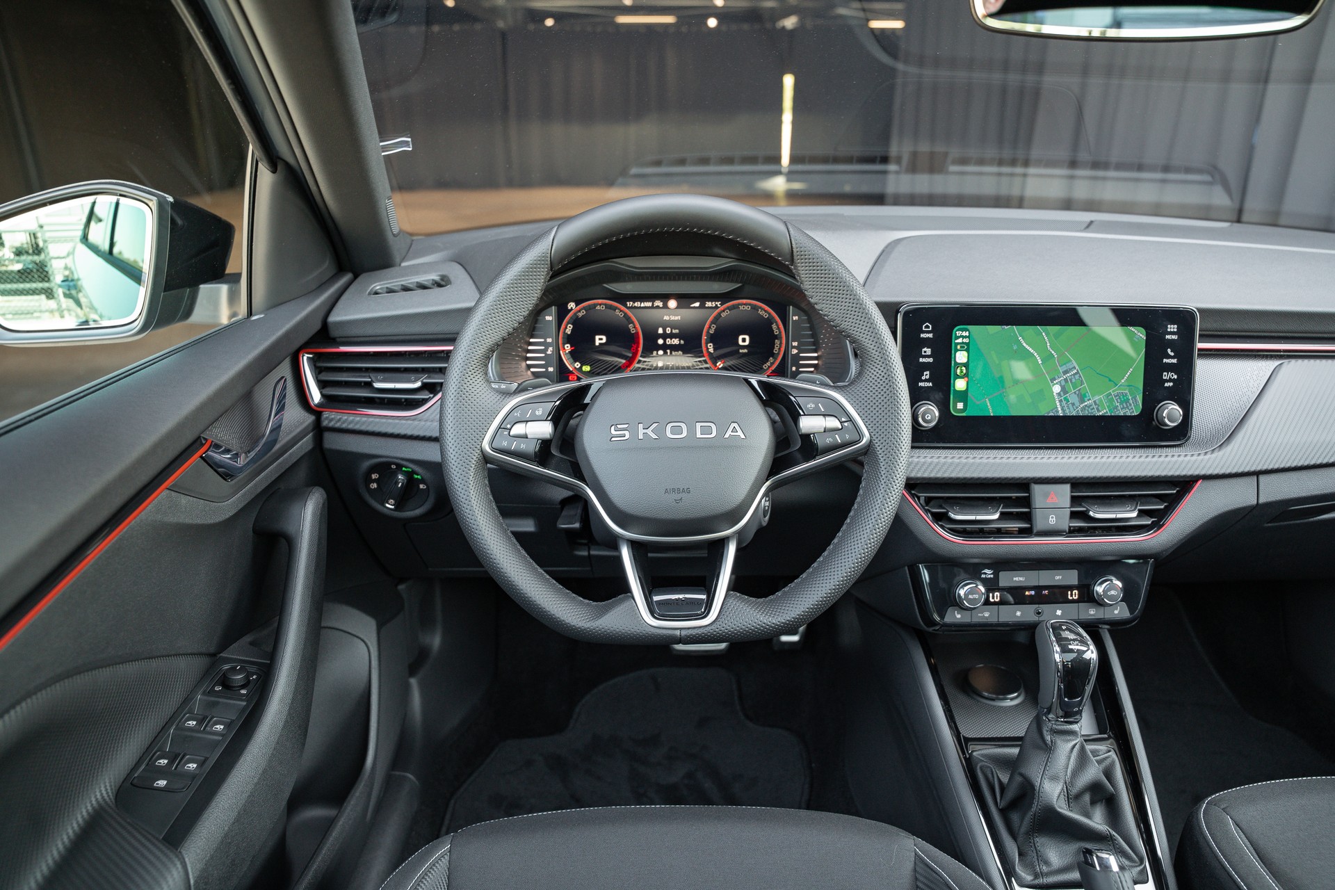 SKODA Scala 1.5 TSI Monte Carlo DSG-image-15