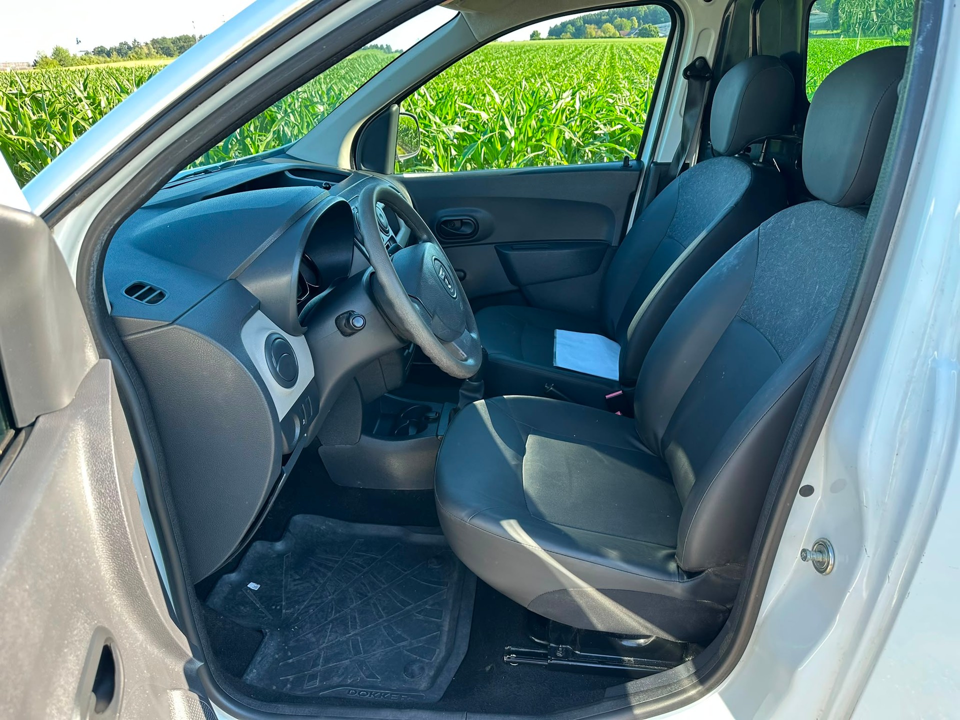 DACIA Dokker Van SCe 100 S&S Ambiance-image-13