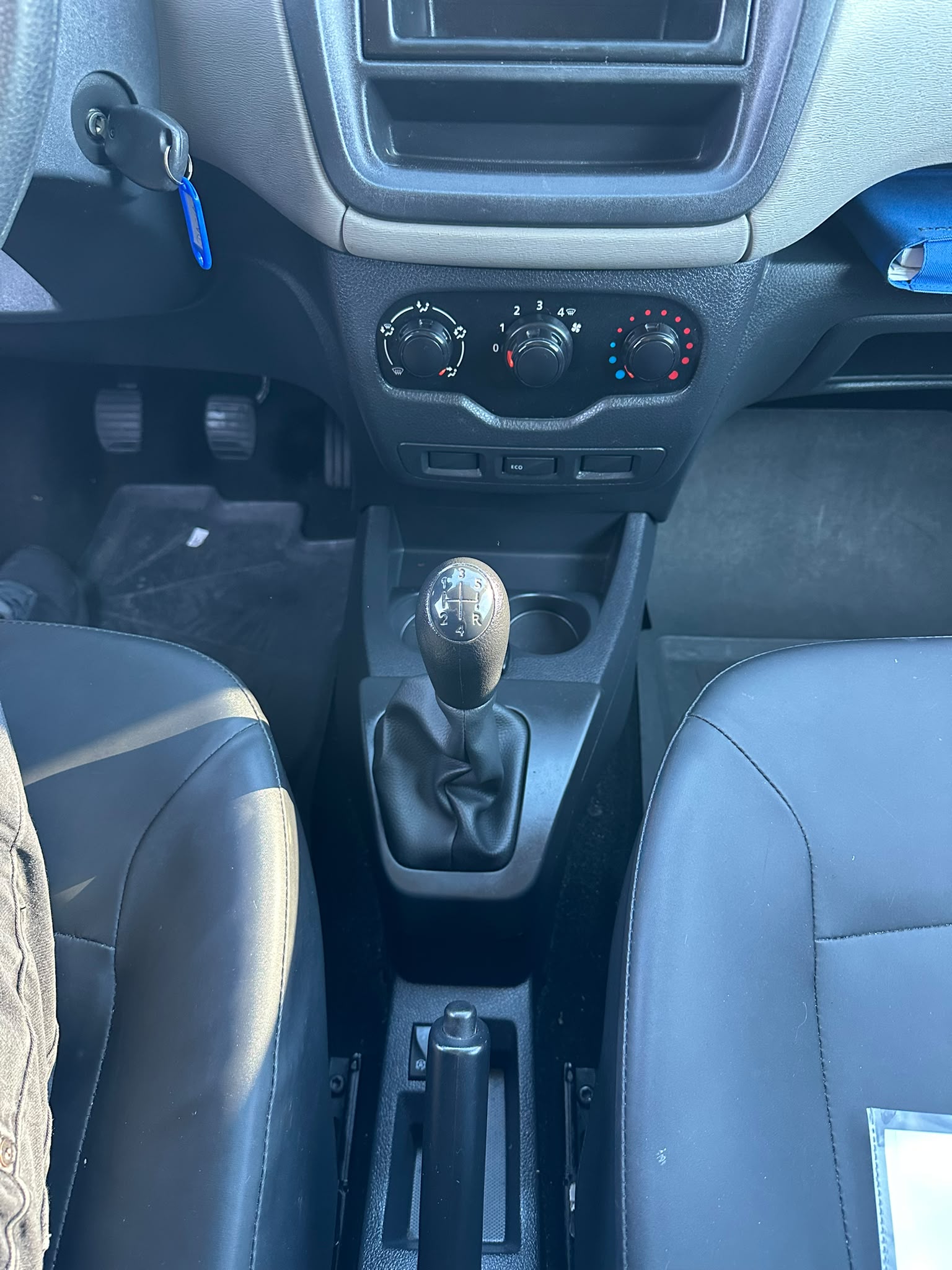DACIA Dokker Van SCe 100 S&S Ambiance-image-18