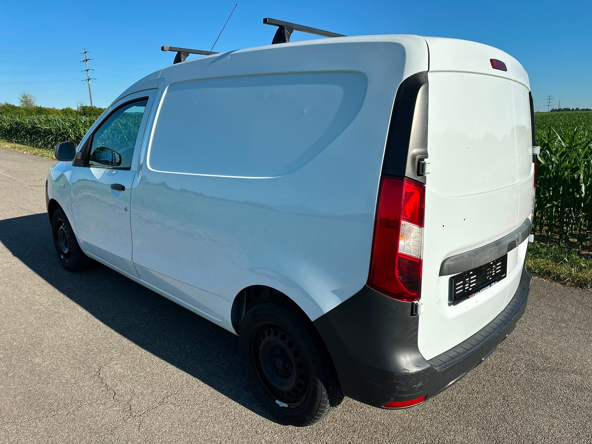 DACIA Dokker Van SCe 100 S&S Ambiance-image-7