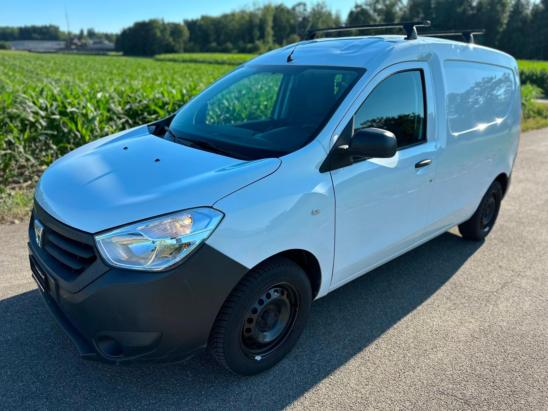 DACIA Dokker Van SCe 100 S&S Ambiance-showroom-element-1