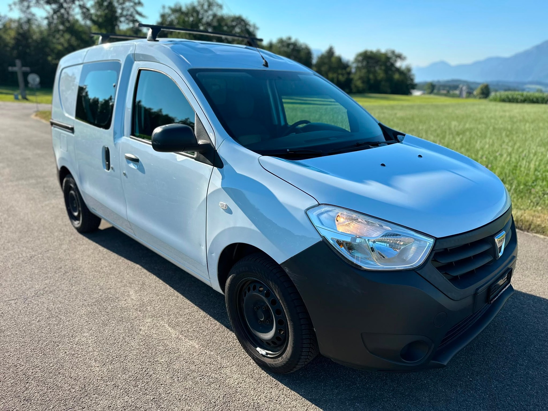 DACIA Dokker Van SCe 100 S&S Ambiance-showroom-element-3