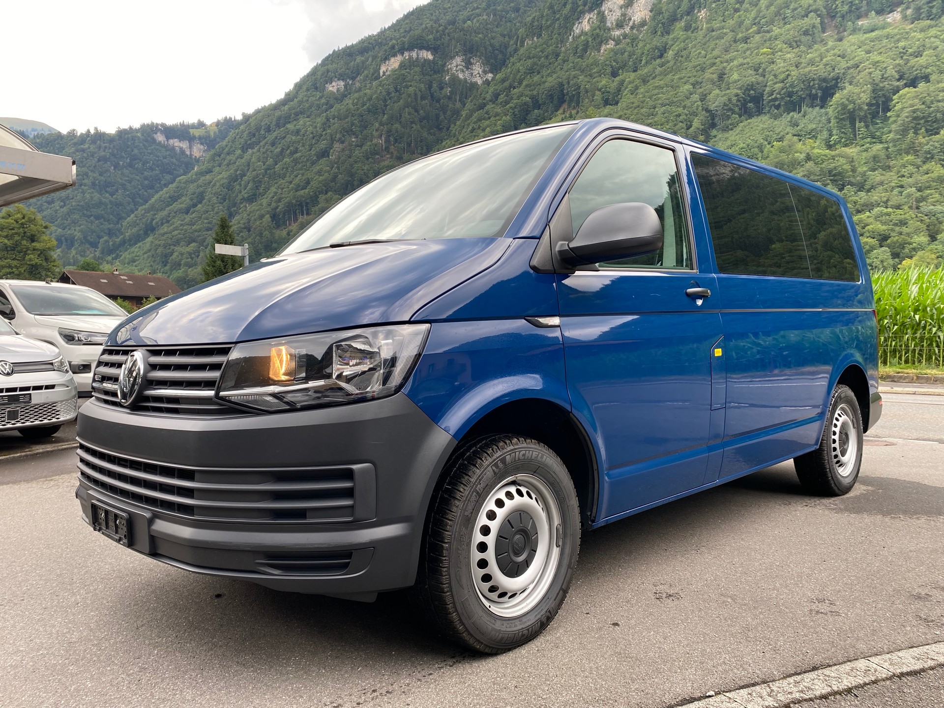 VW T6 2.0 TDI 4Motion-image-1