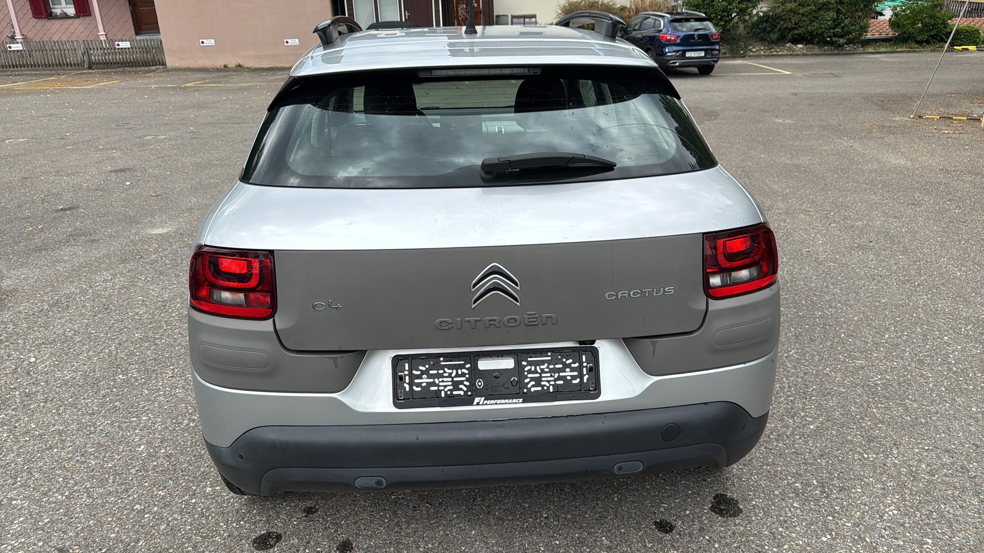 CITROEN C4 Cactus 1.2 VTi Shine-showroom-element-3