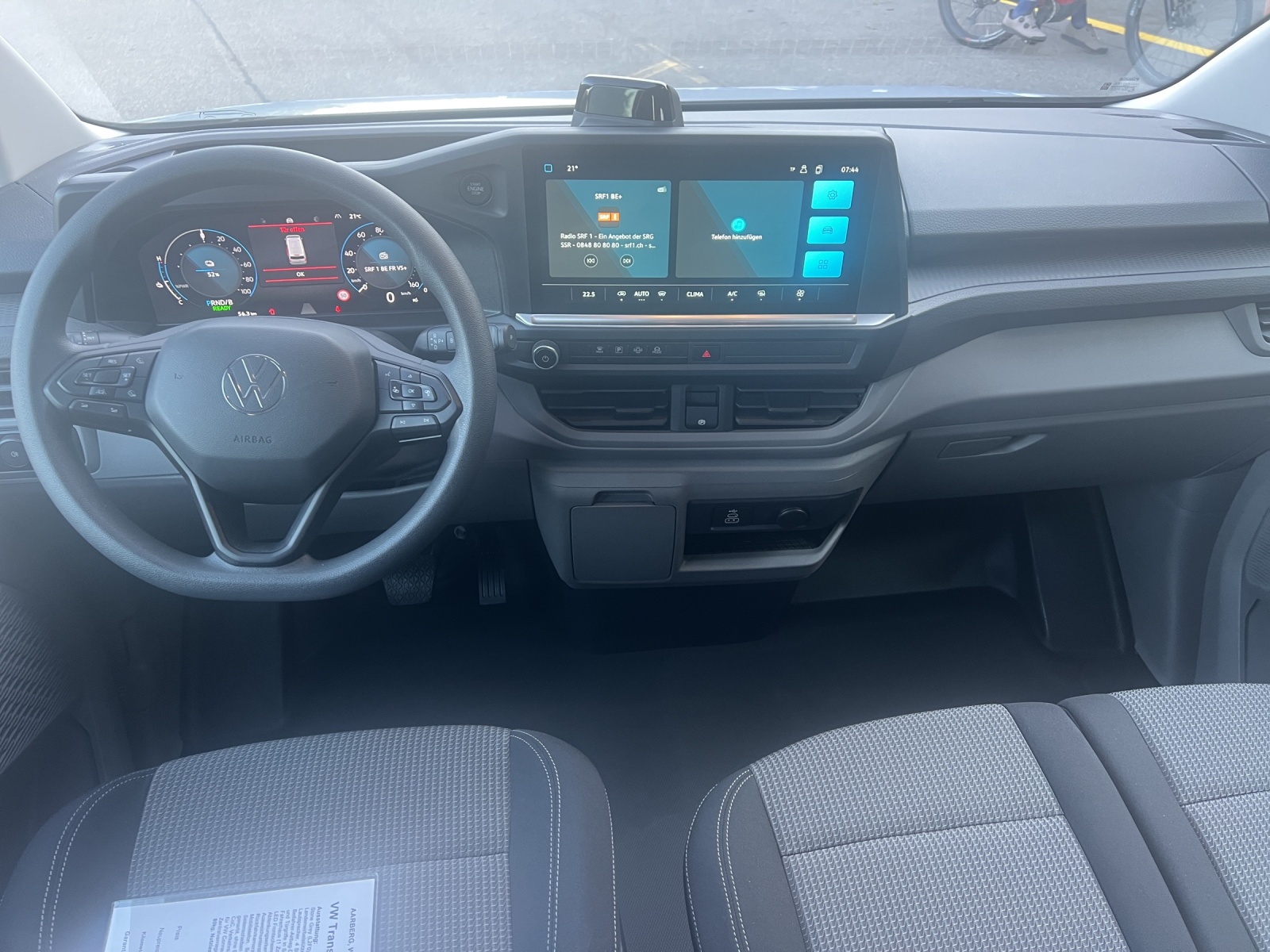 VW e-Transporter 70 kWh 4Motion-image-6
