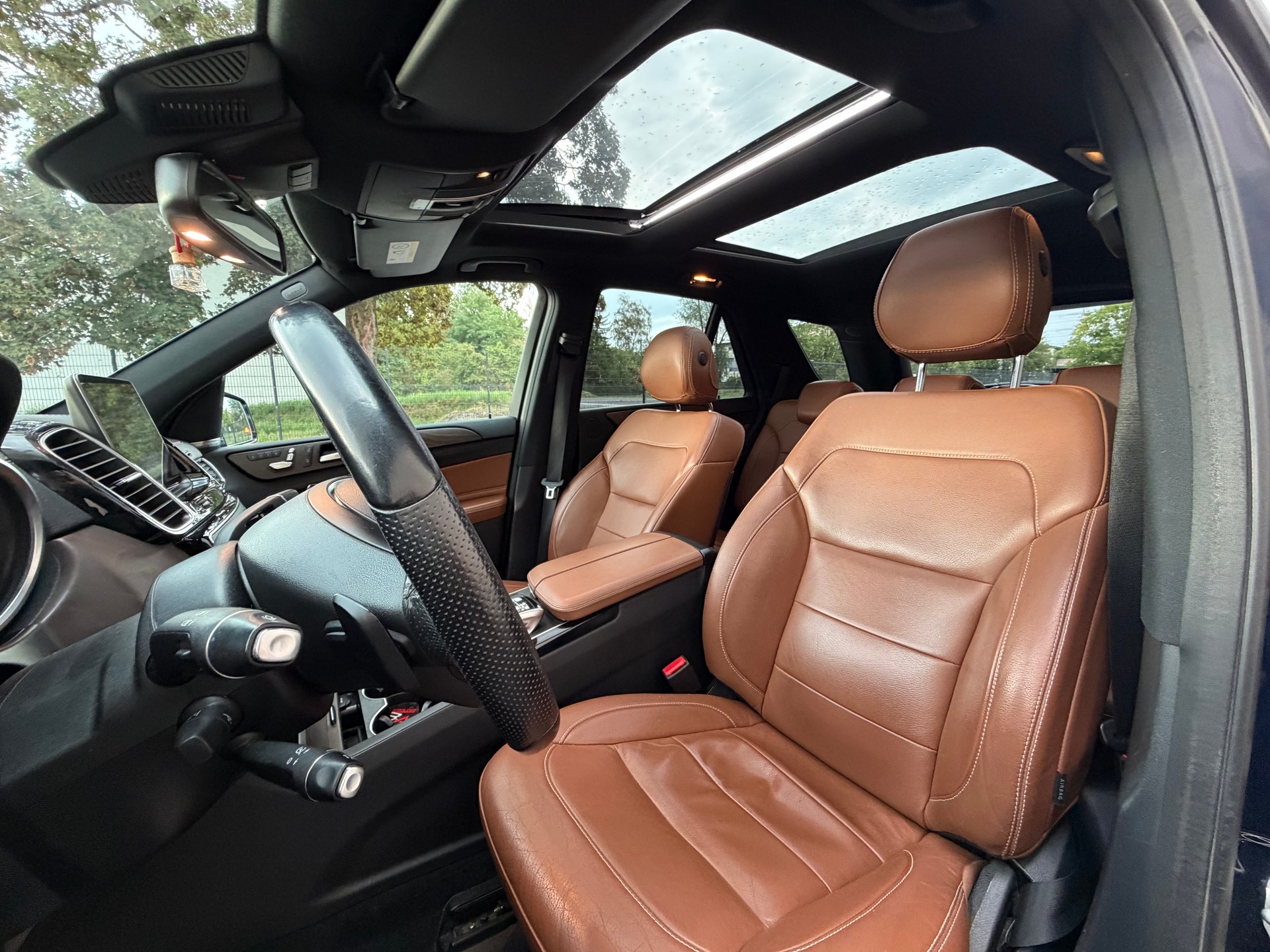 MERCEDES-BENZ GLE 350 d Executive 4Matic 9G-Tronic-image-12