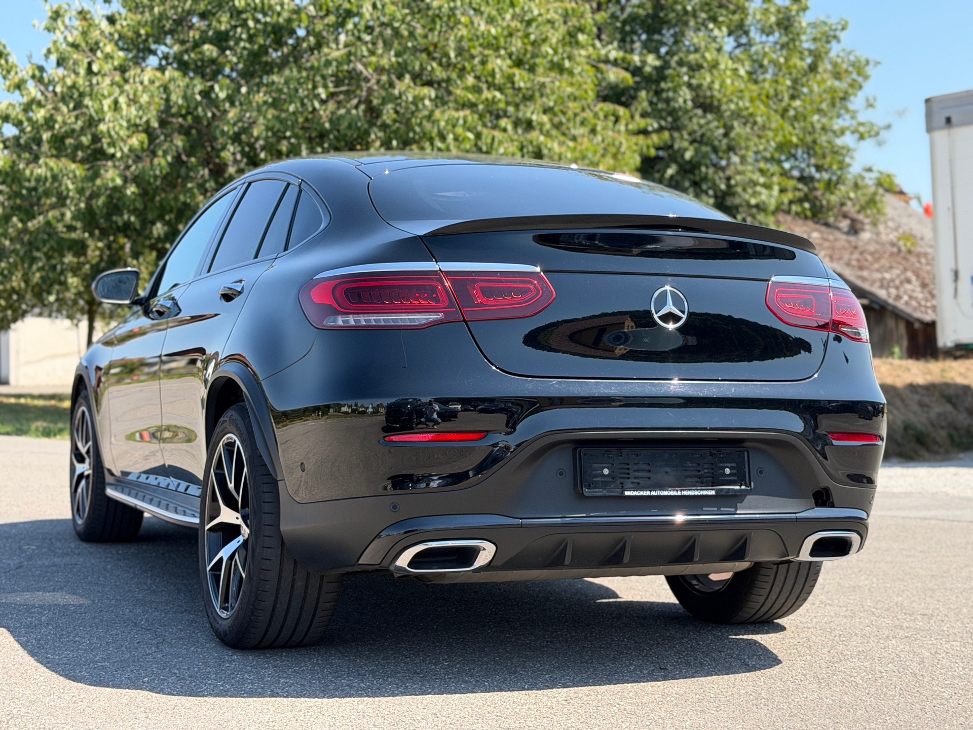 MERCEDES-BENZ GLC Coupé 200 AMG Line 4Matic 9G-Tronic-image-5