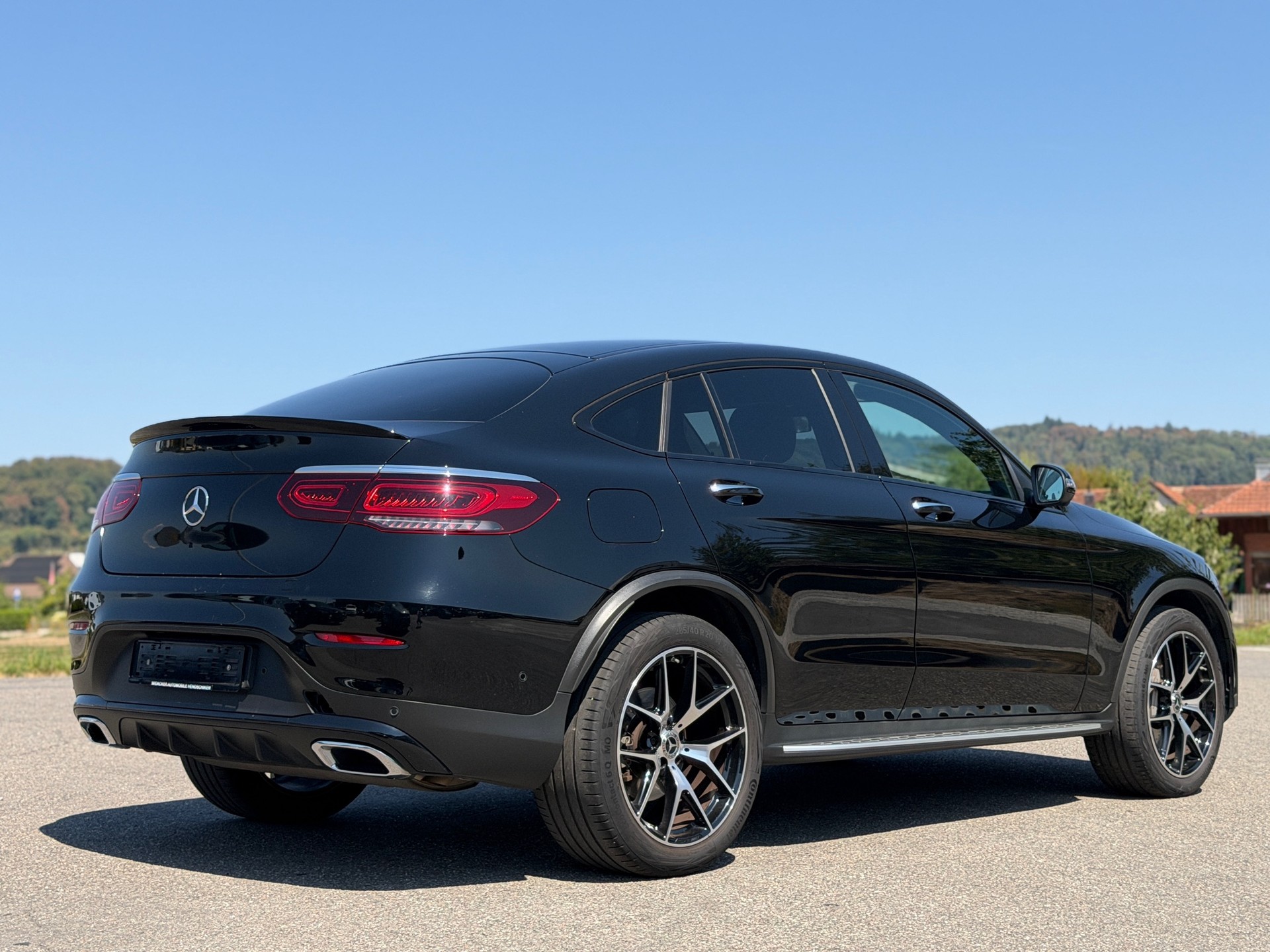 MERCEDES-BENZ GLC Coupé 200 AMG Line 4Matic 9G-Tronic-image-3