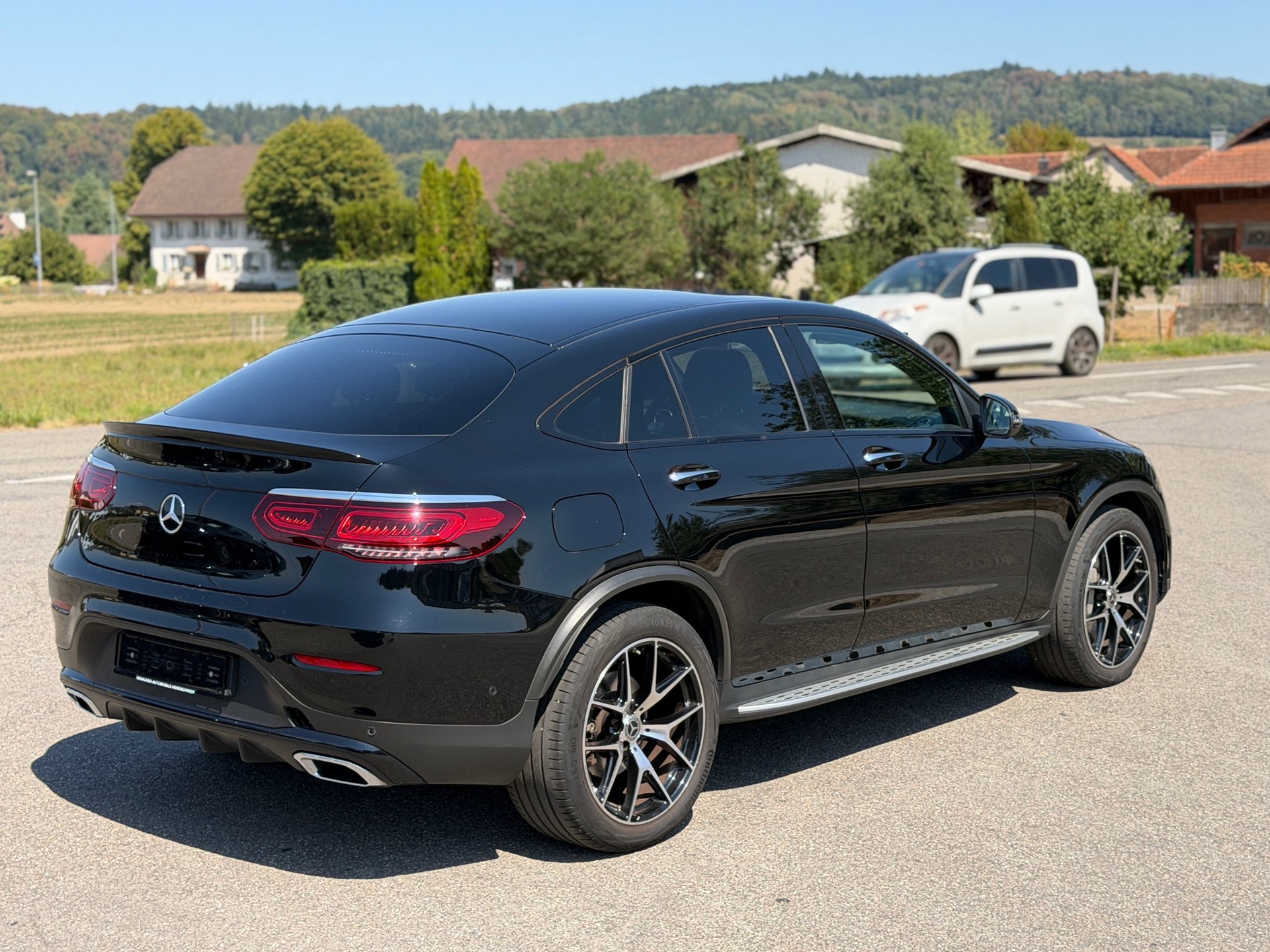 MERCEDES-BENZ GLC Coupé 200 AMG Line 4Matic 9G-Tronic-image-14