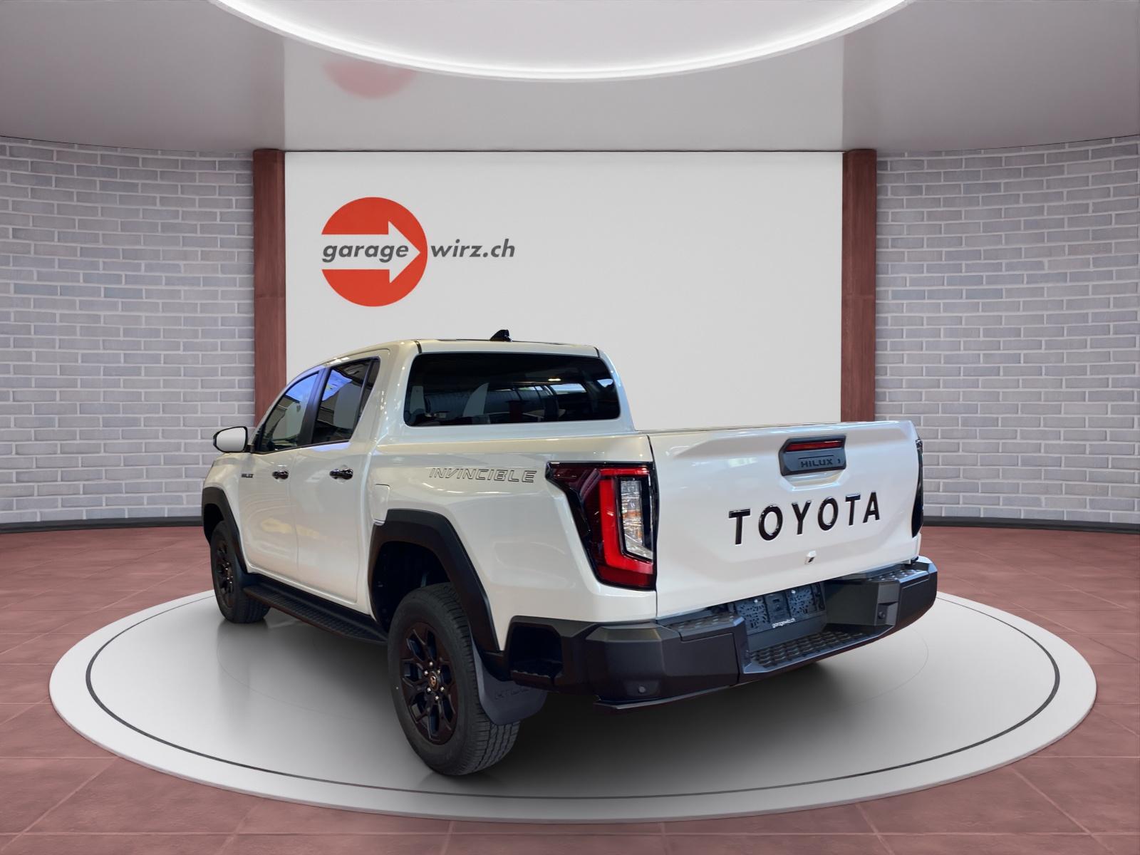 TOYOTA Hilux Double Cab.-Pick-up 2.8 D-4D MHEV 204 Invincible-showroom-element-2