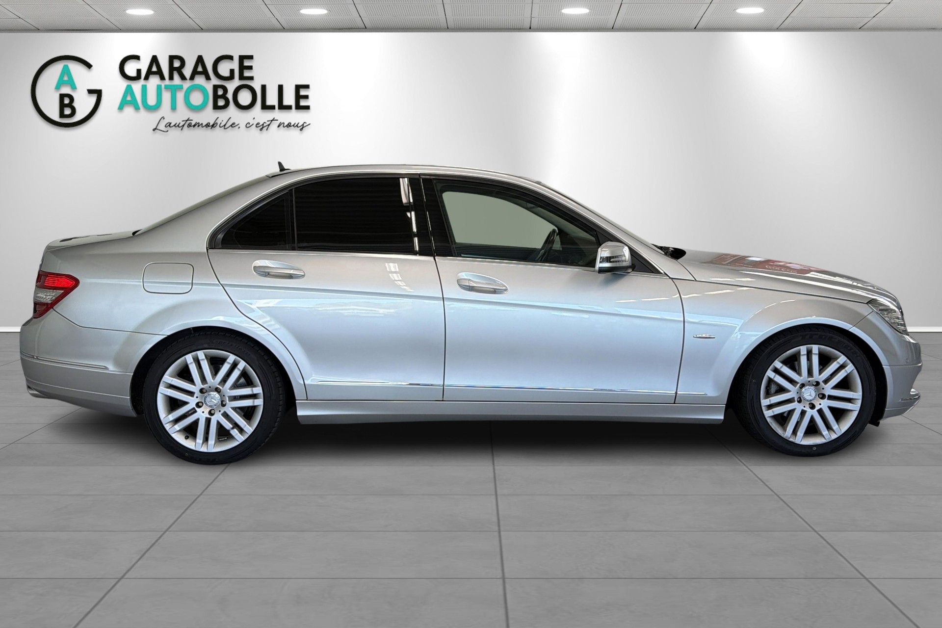MERCEDES-BENZ C 300 (280) Avantgarde 4Matic 7G-Tronic-showroom-element-2