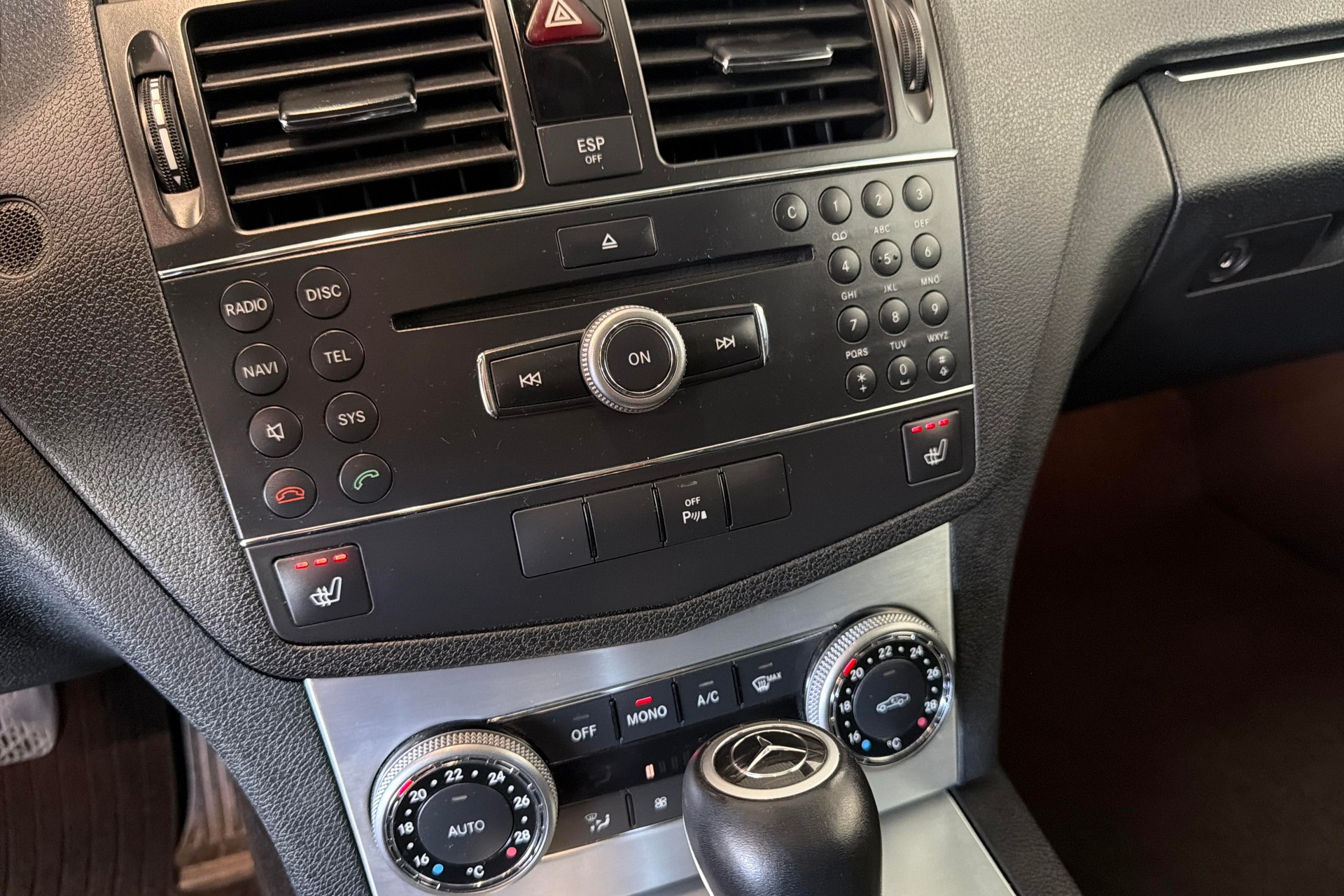 MERCEDES-BENZ C 300 (280) Avantgarde 4Matic 7G-Tronic-image-13