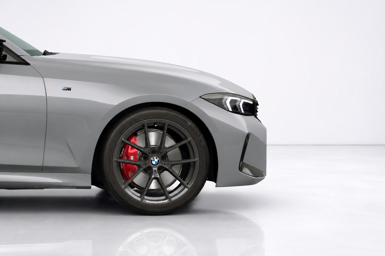 BMW M340i xDrive 48V Touring Steptronic M Sport Pro-showroom-element-2