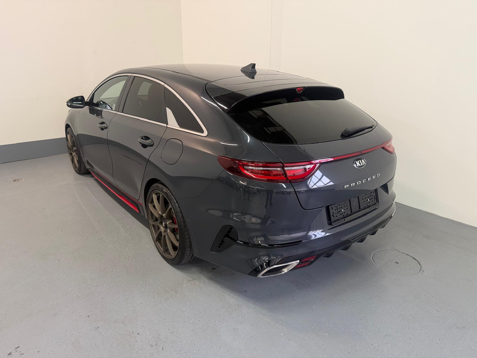 KIA ProCeed 1.6 T-GDi GT DCT-image-8